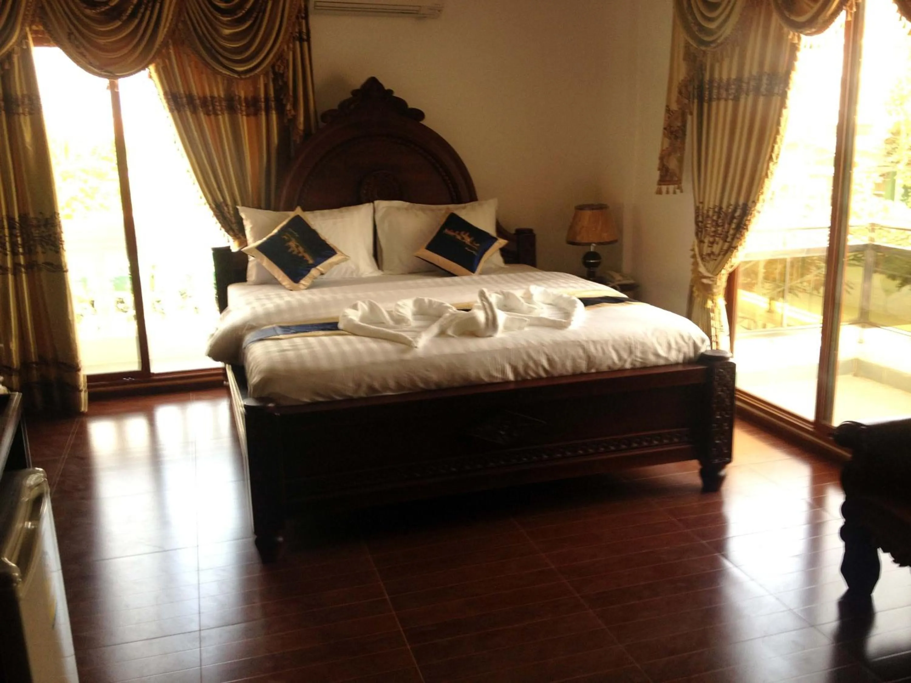 Decorative detail, Bed in Emerald BB Battambang Hotel