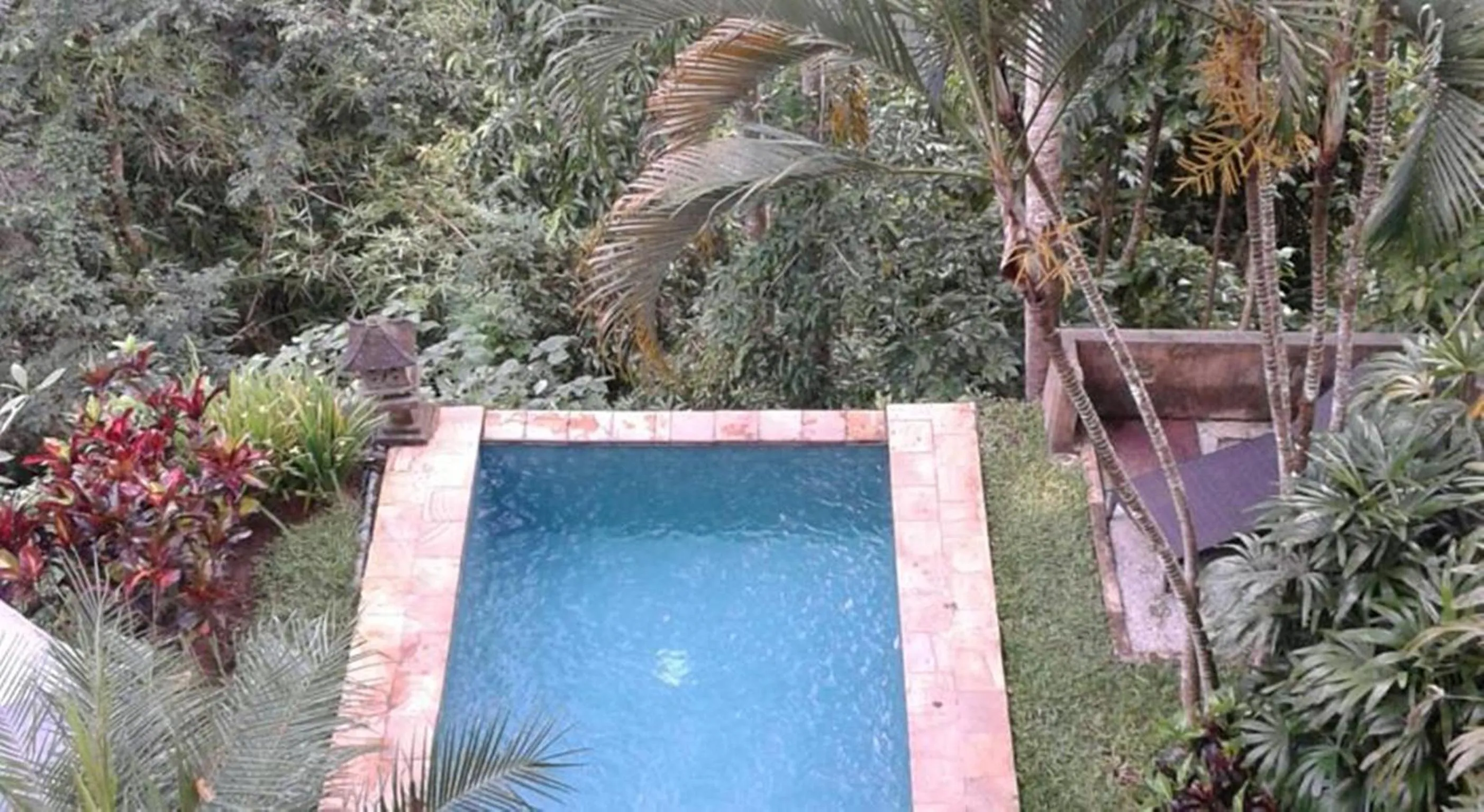 Swimming Pool in Anahata Villas and Spa Resort