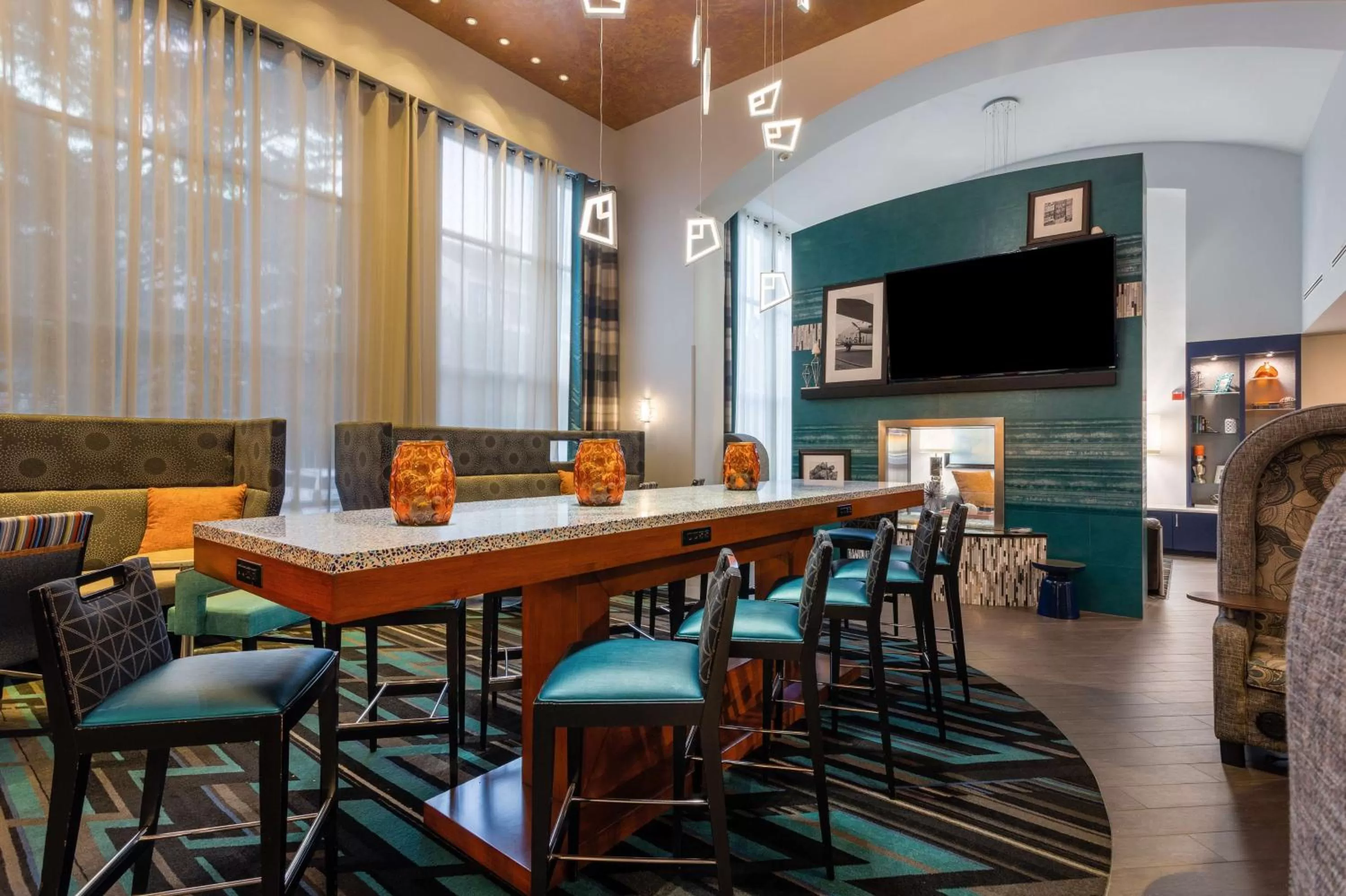 Lobby or reception in Hampton Inn & Suites Herndon-Reston