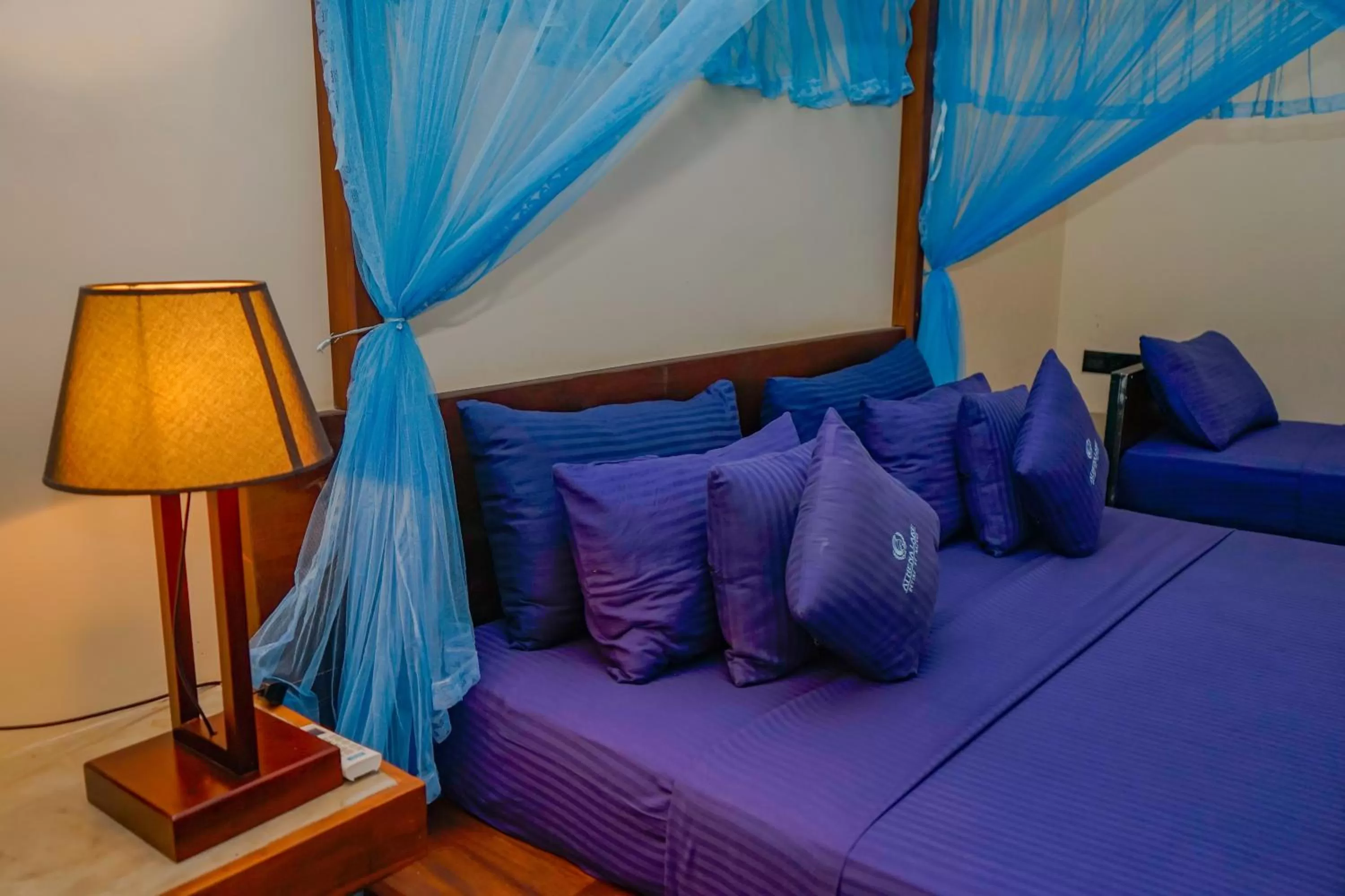 Bedroom, Bed in Athena Lake by Seedevi