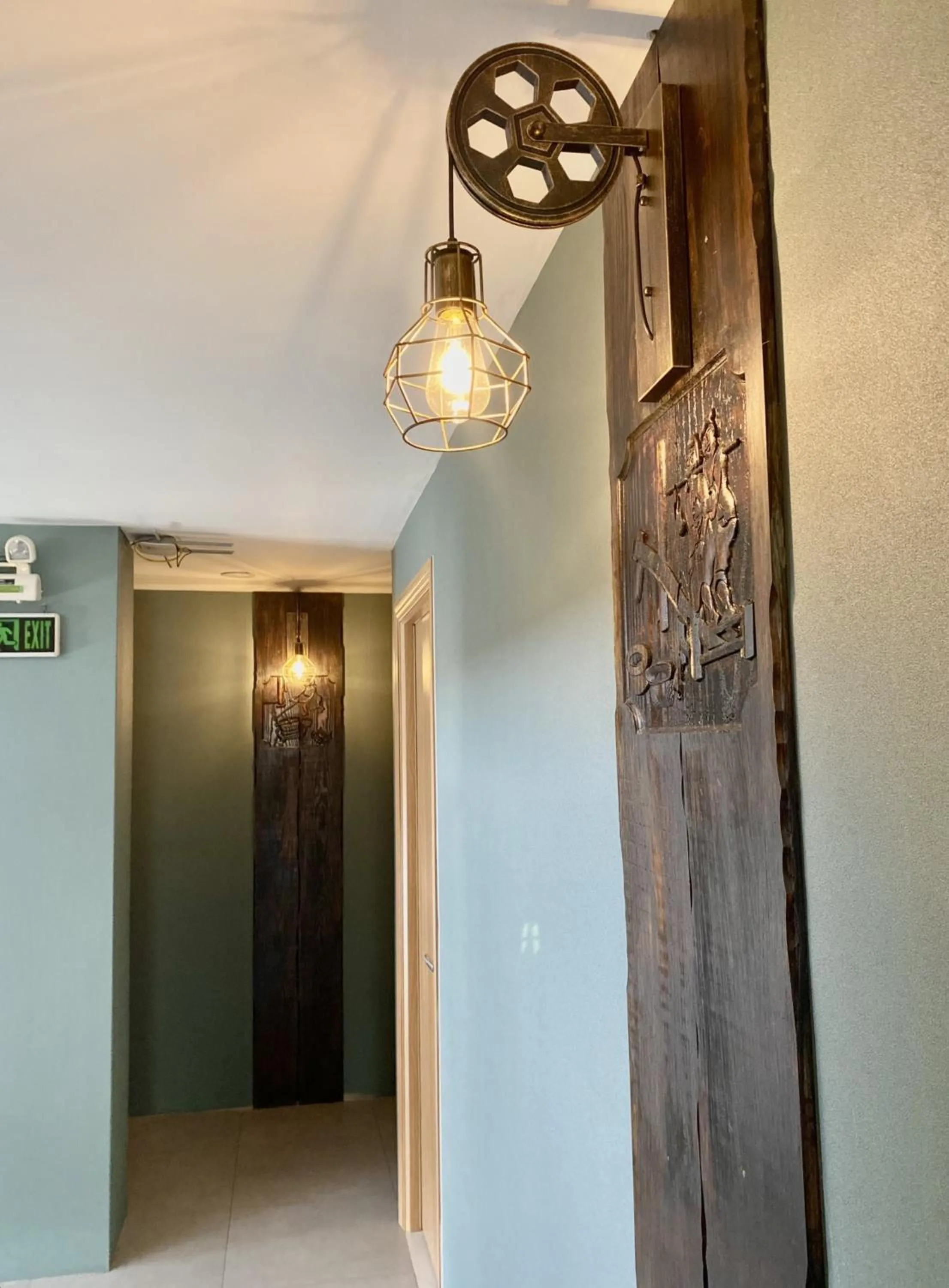 Decorative detail, Bathroom in Sunshine Antique Hotel Saigon