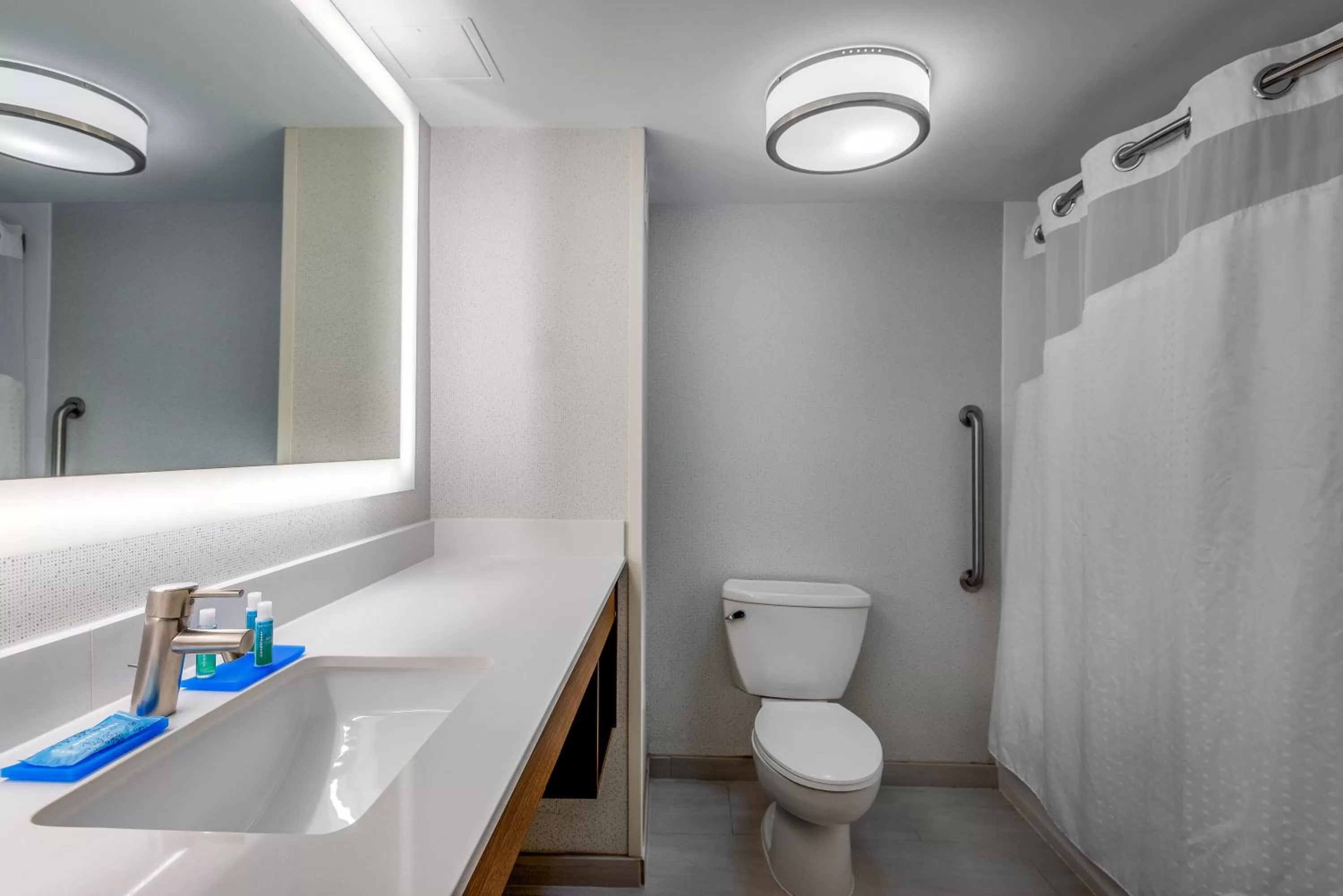 Bathroom in Holiday Inn Express Chapel Hill by IHG