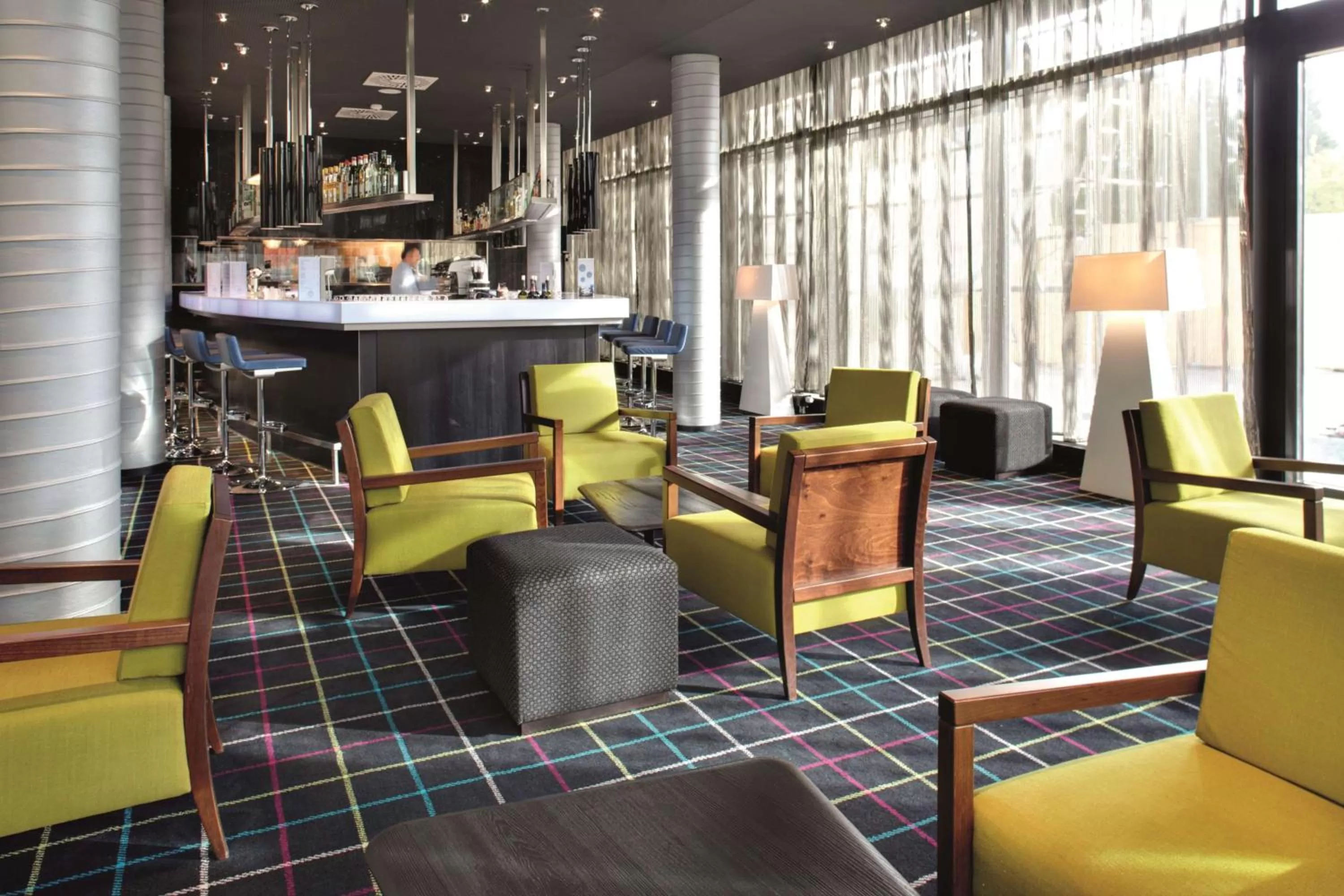 Lounge or bar in Radisson Blu Hotel, Hamburg