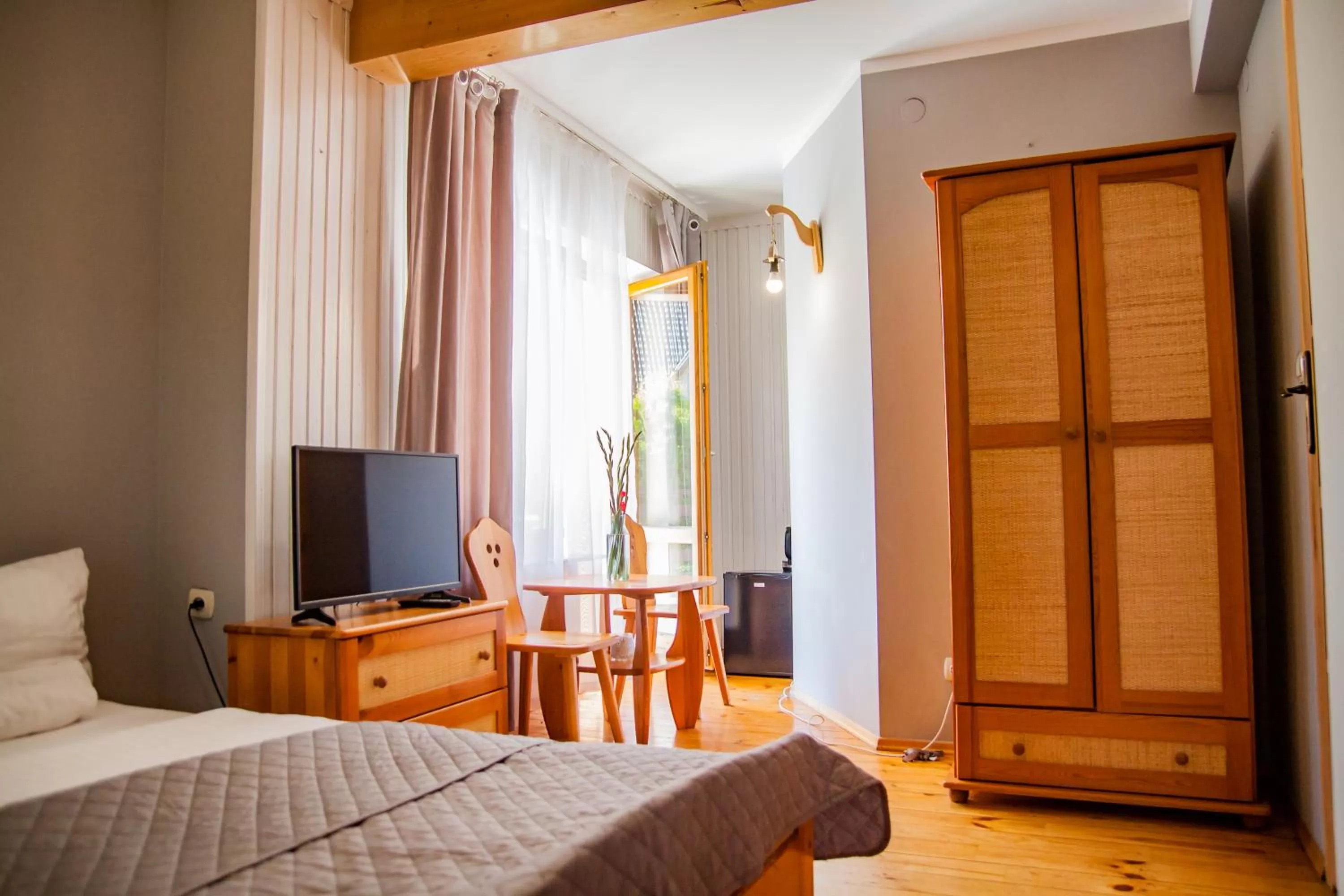 Bedroom, TV/Entertainment Center in POKOJE GOŚCINNE WILCZNIK 12