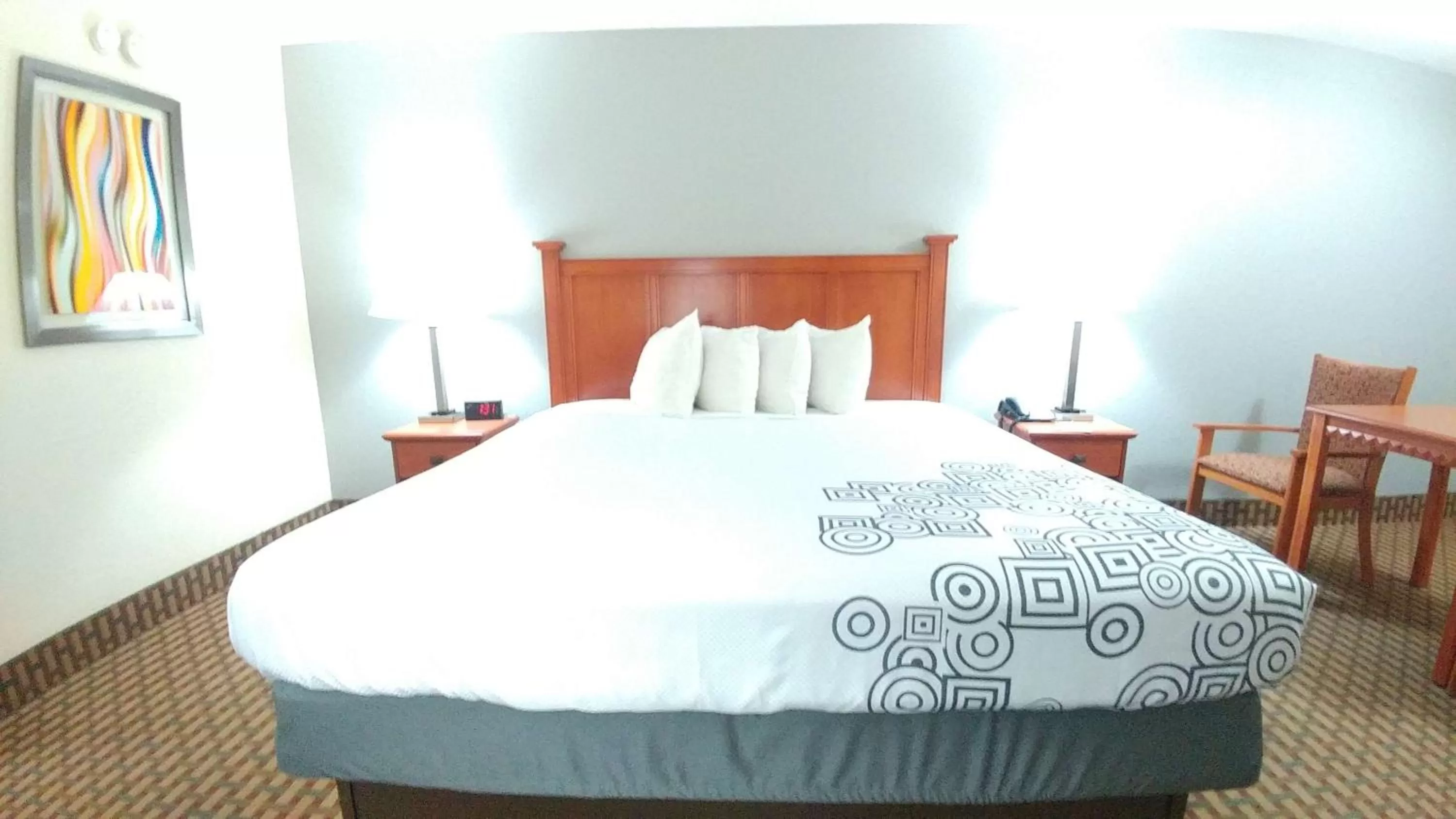 Photo of the whole room, Bed in Best Western Jacksonville near Little Rock Air Force Base