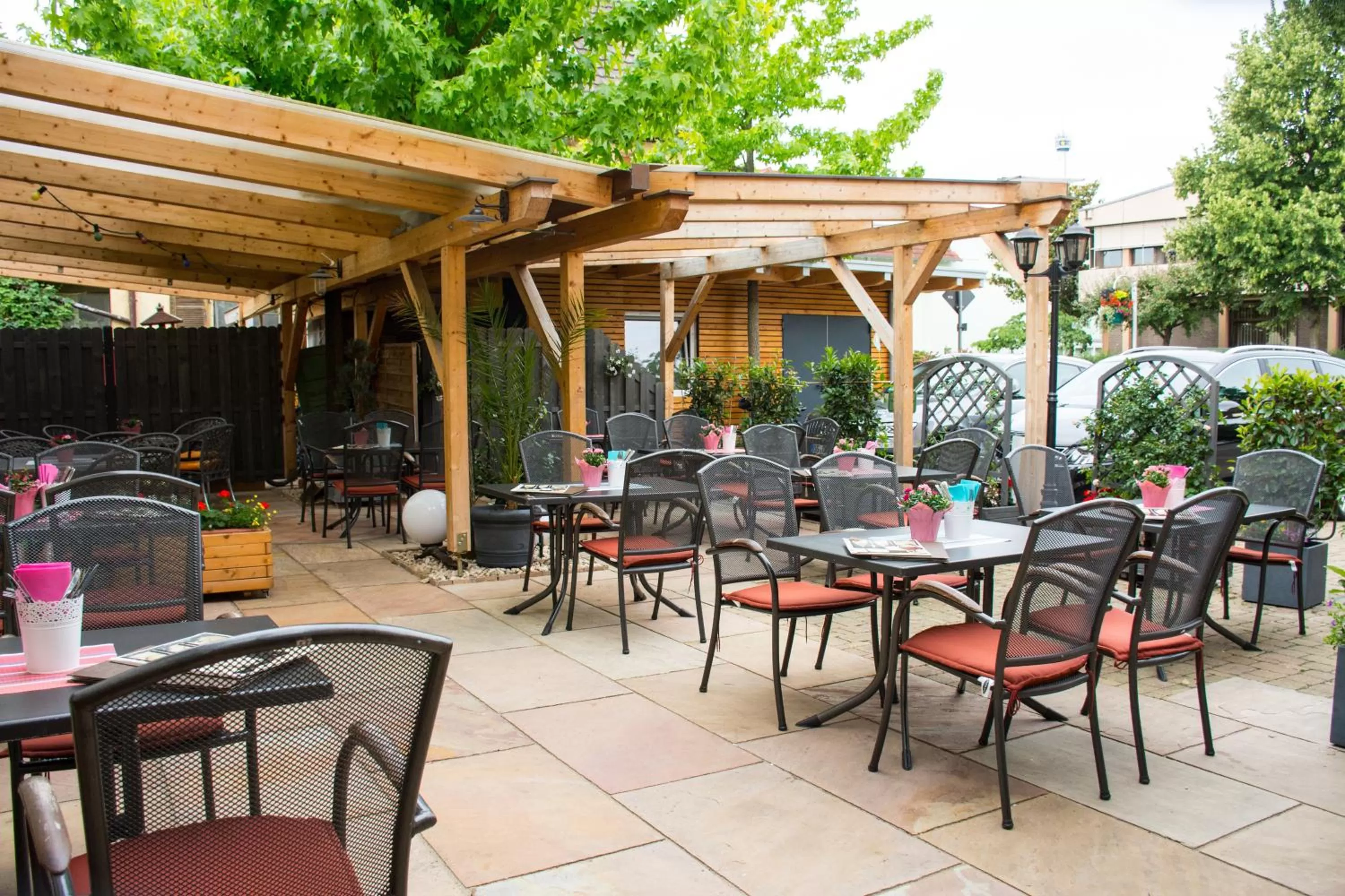 Patio in Hotel Casa Rustica - Eintrittskarten für den Europapark erhalten Sie garantiert über uns!