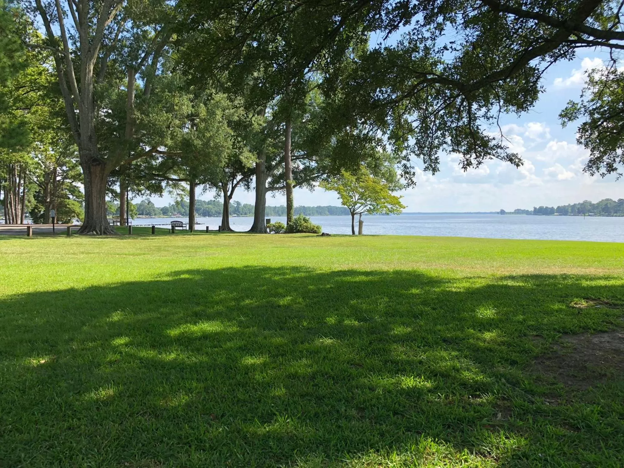 Neighbourhood in The Inn on Bath Creek