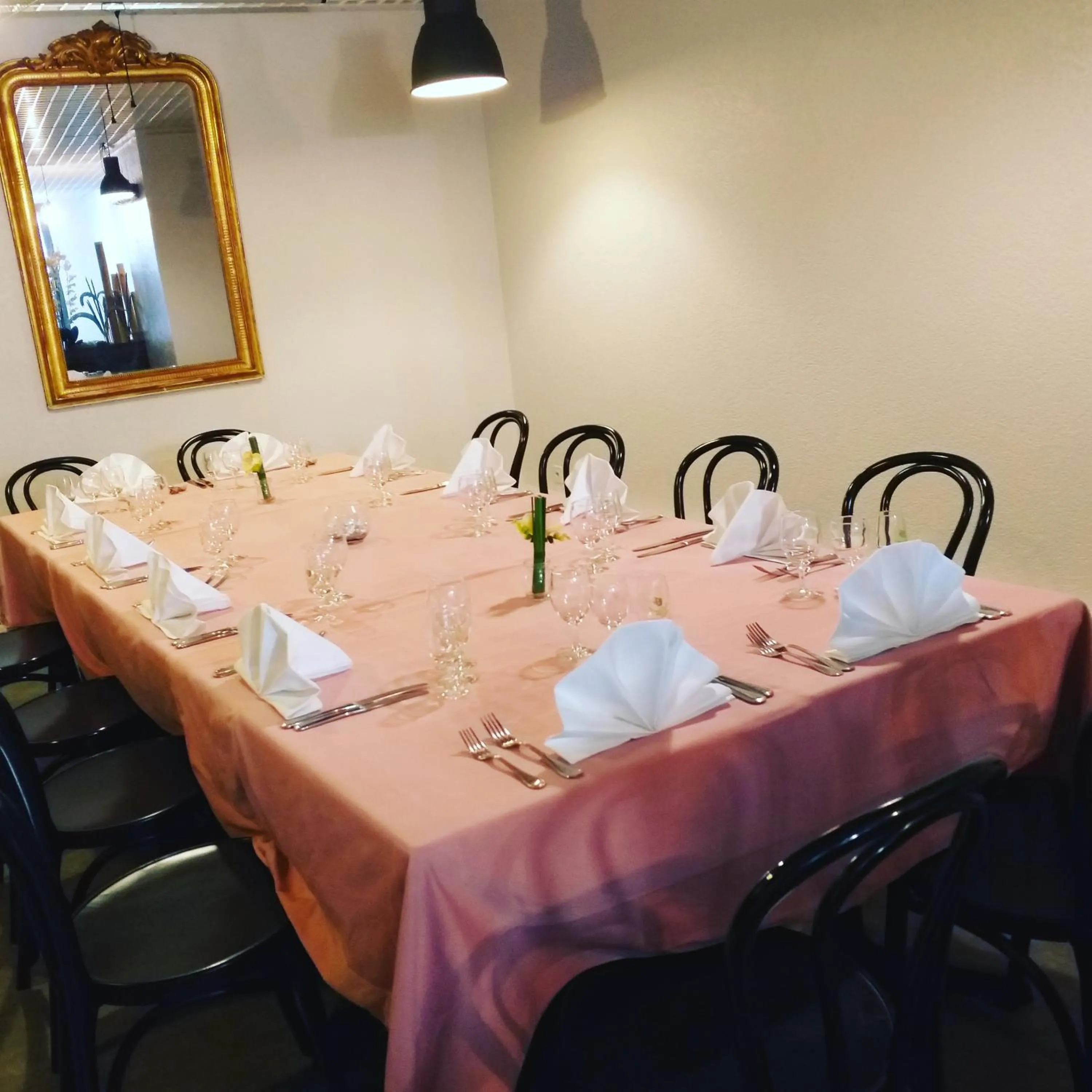 Banquet/Function facilities in Calvy