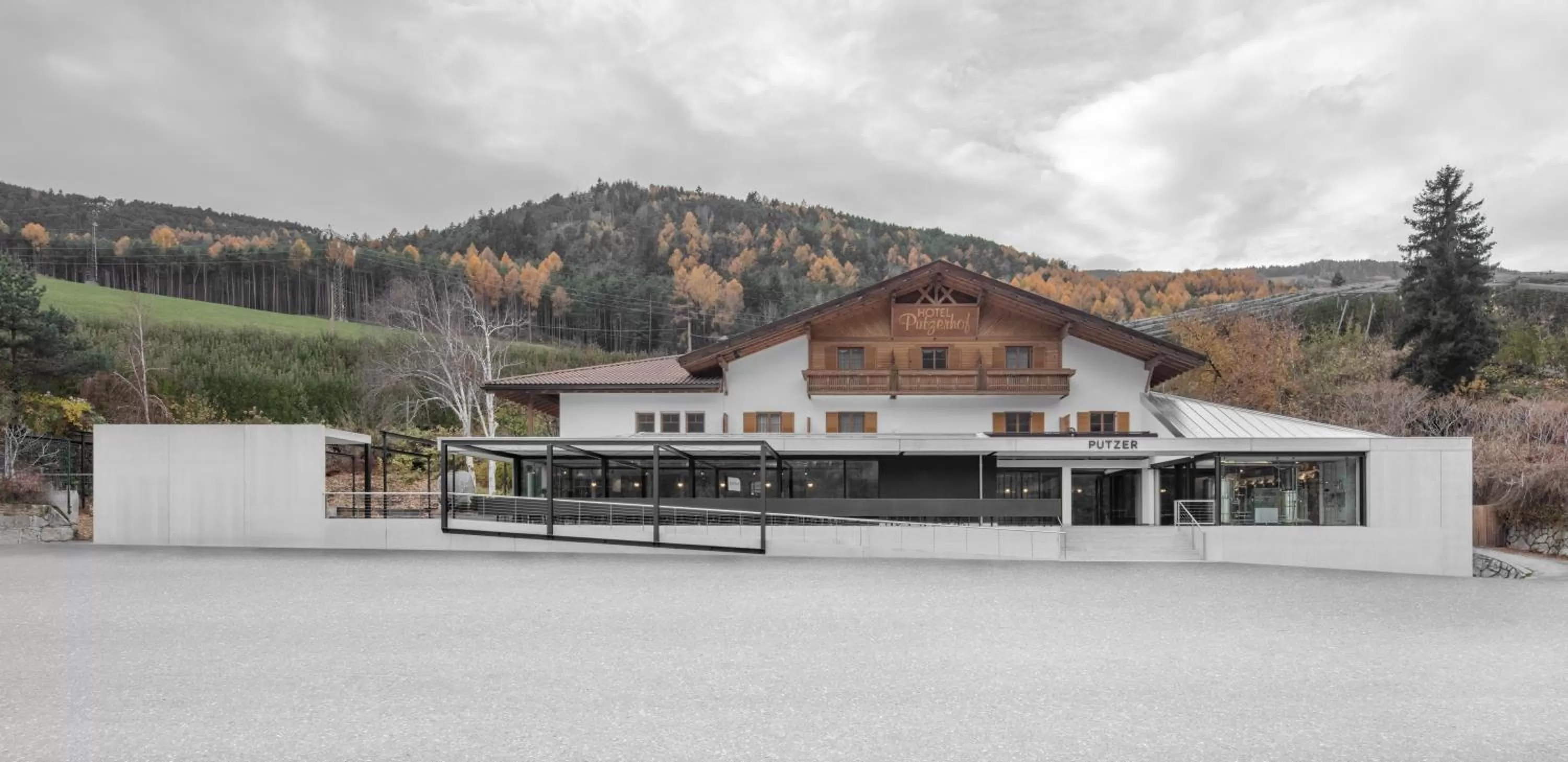 Property building in Hotel Restaurant Putzer