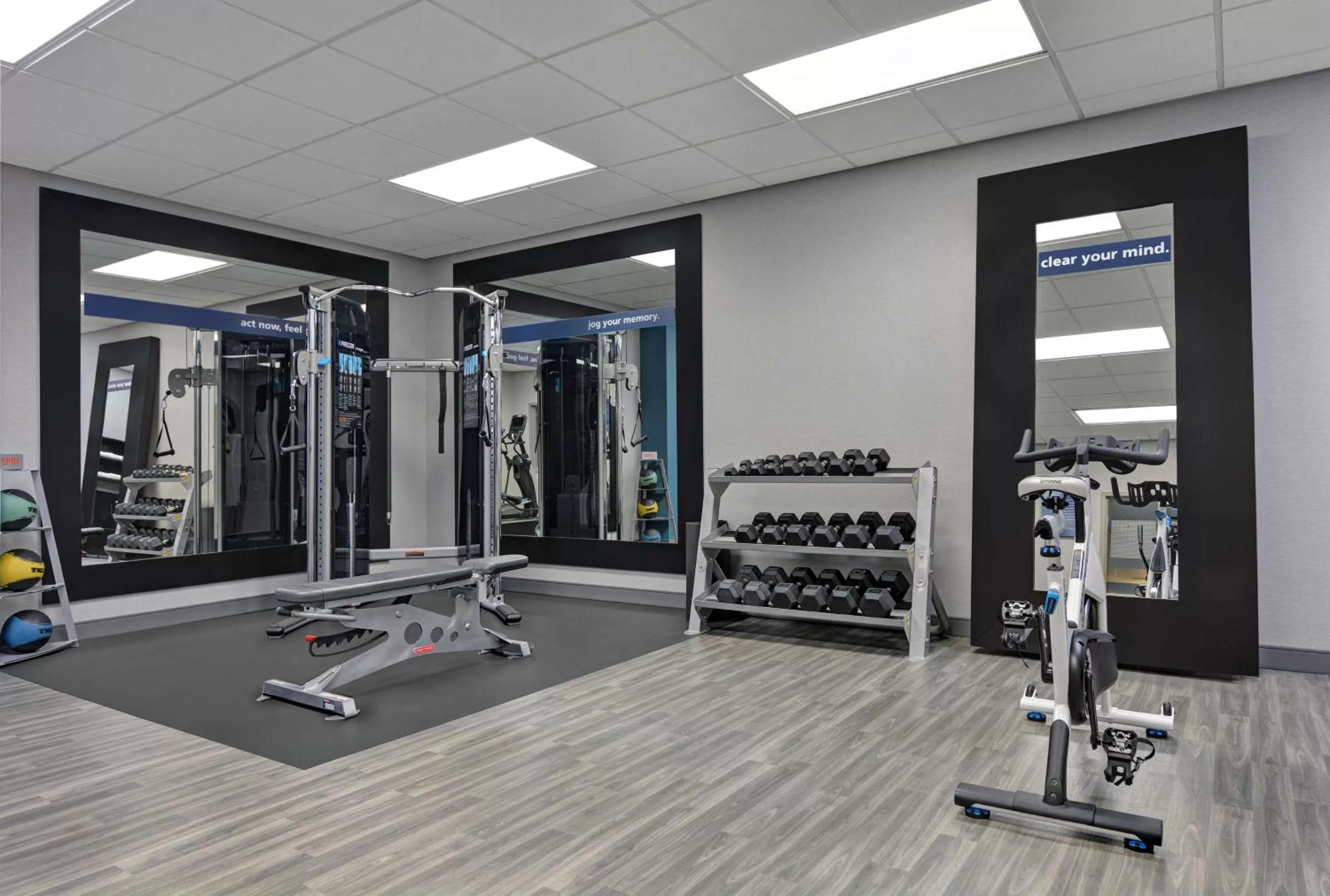 Fitness centre/facilities in Hampton Inn Bath - Brunswick Area , ME
