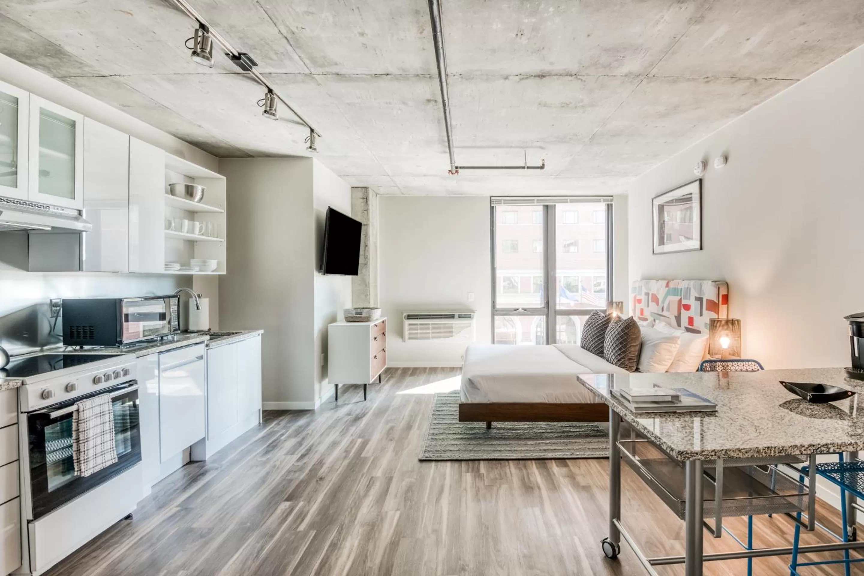 Kitchen/Kitchenette in Mint House Minneapolis - Downtown West