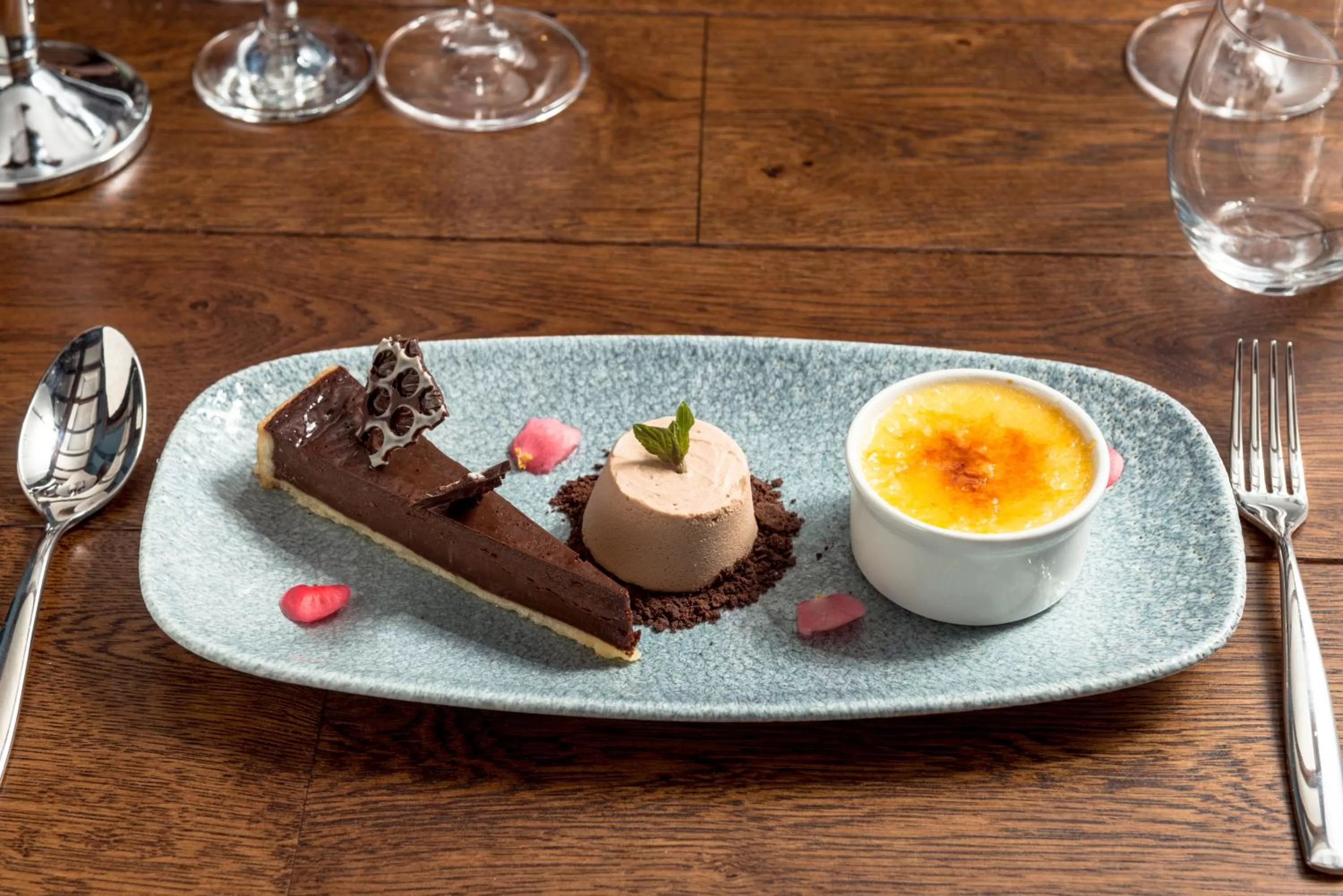 Food and drinks in The Feathers Hotel