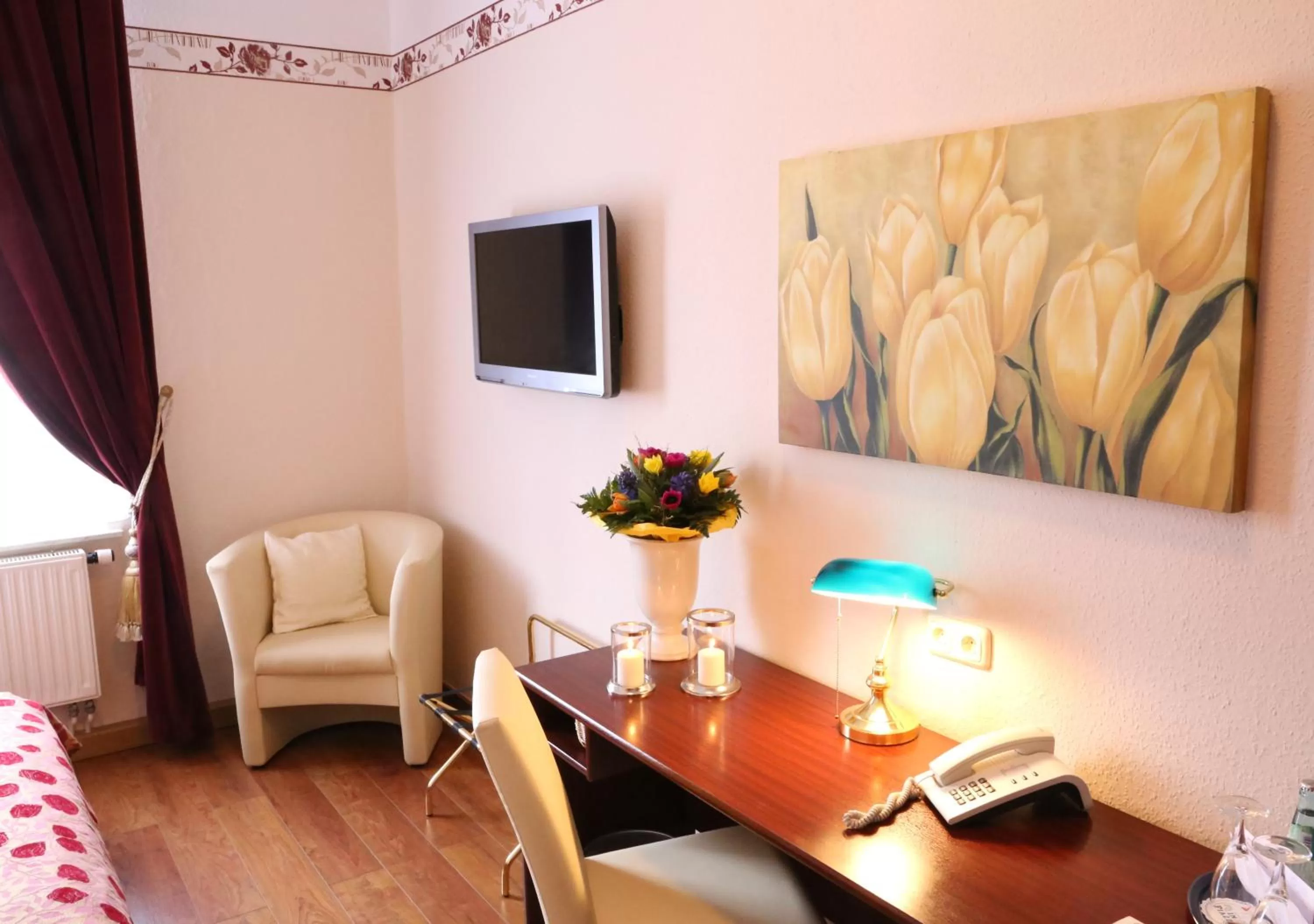 Seating area in In Piazza