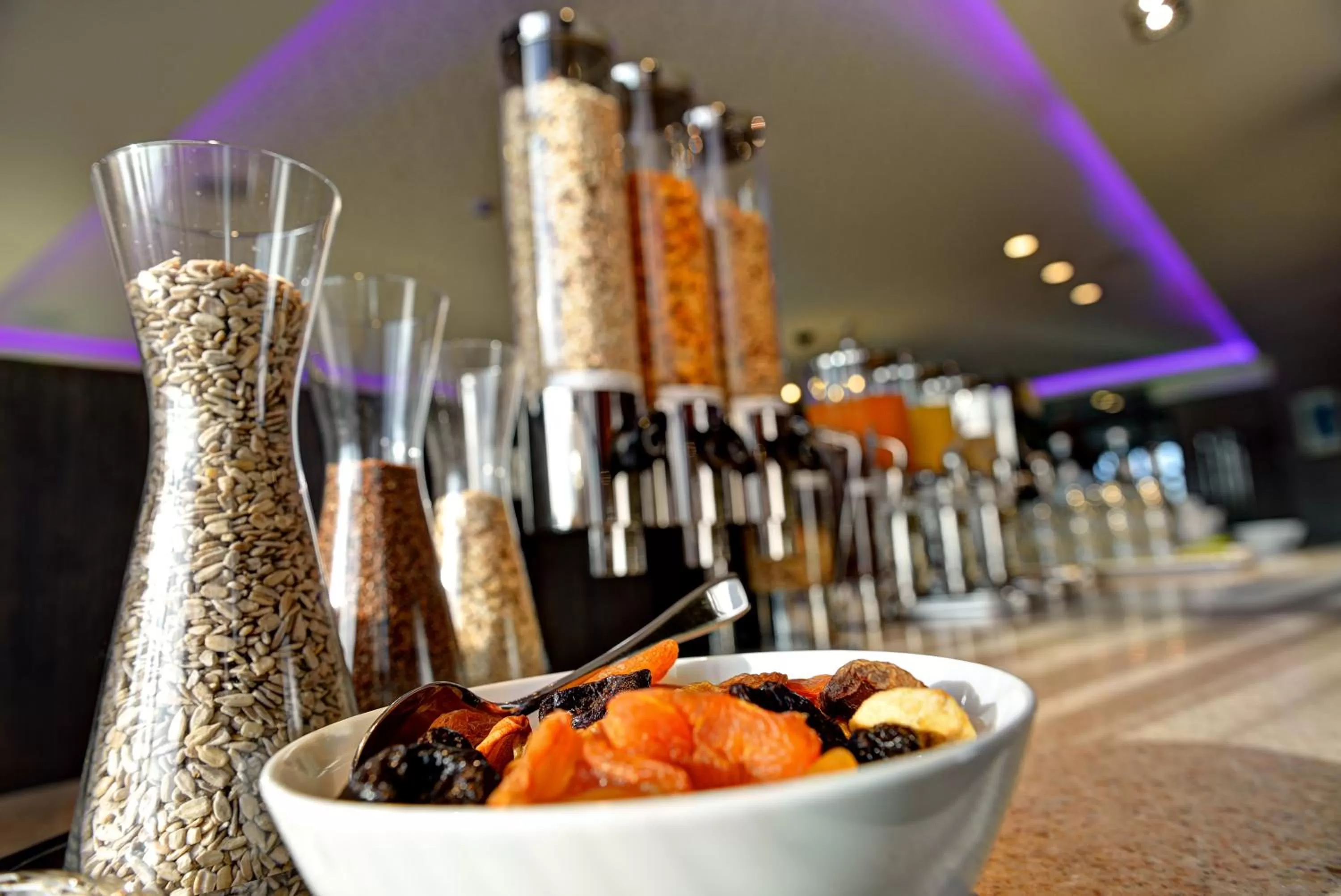 Buffet breakfast in ARTHOTEL Kiebitzberg