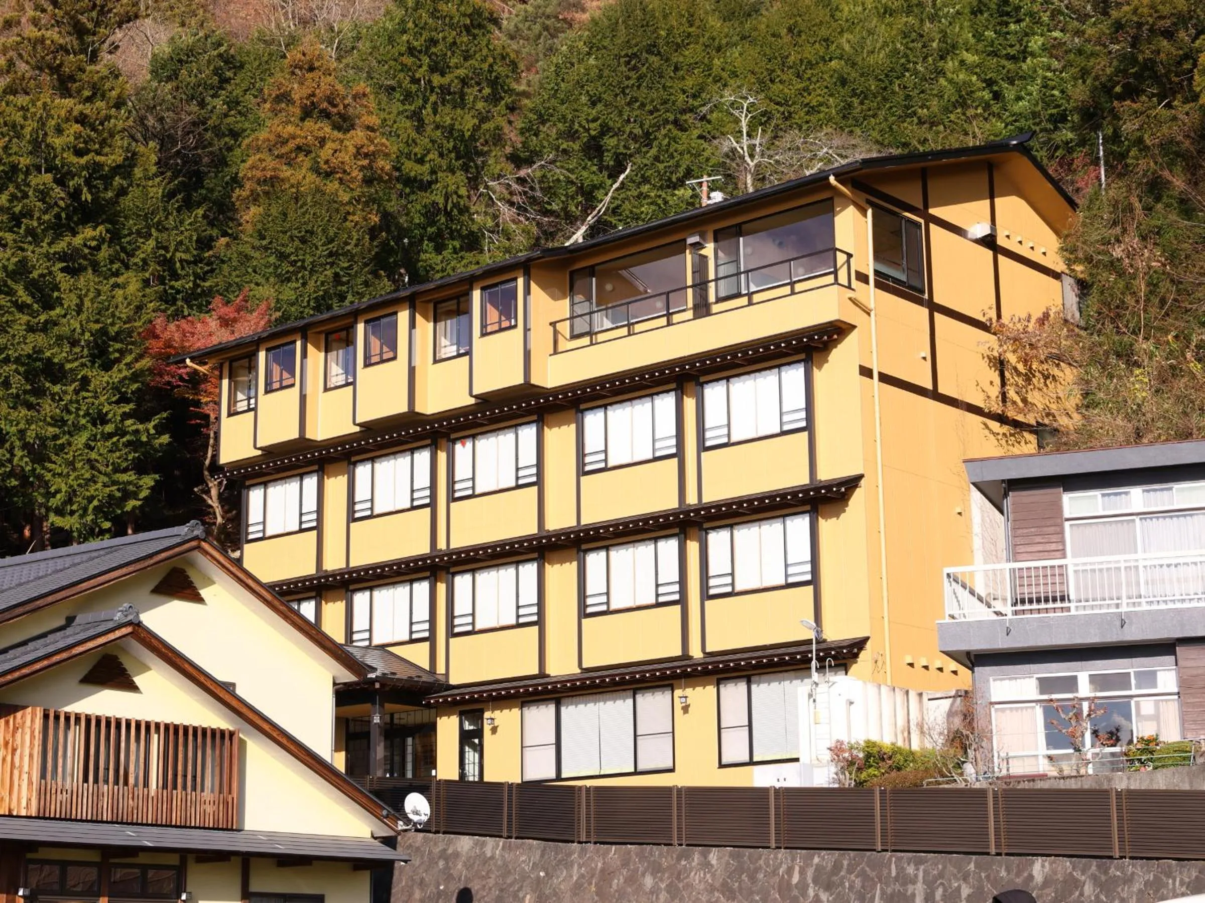 Property building in Hotel Asafuji