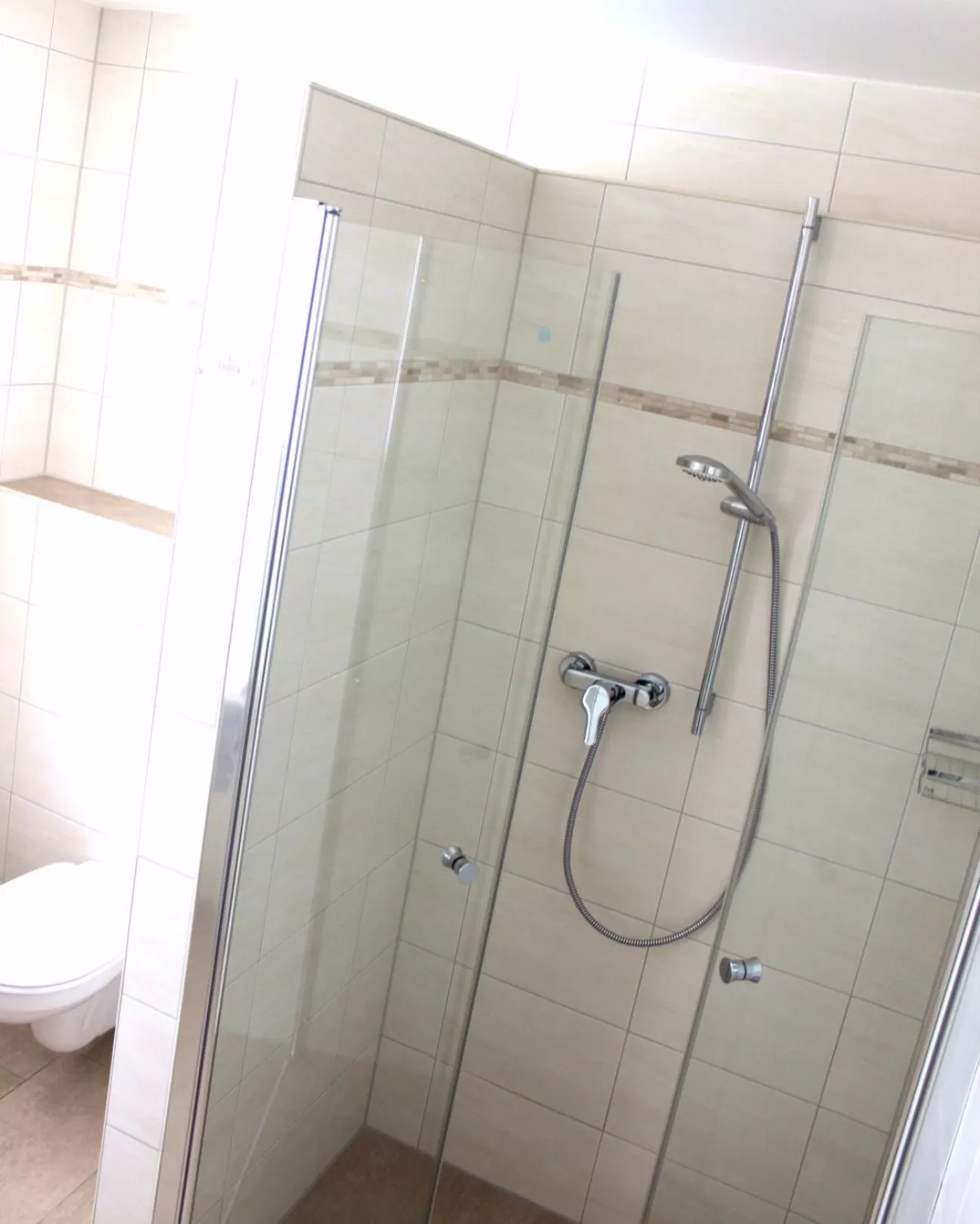 Shower in greenpartment Boardinghouse Neustadt