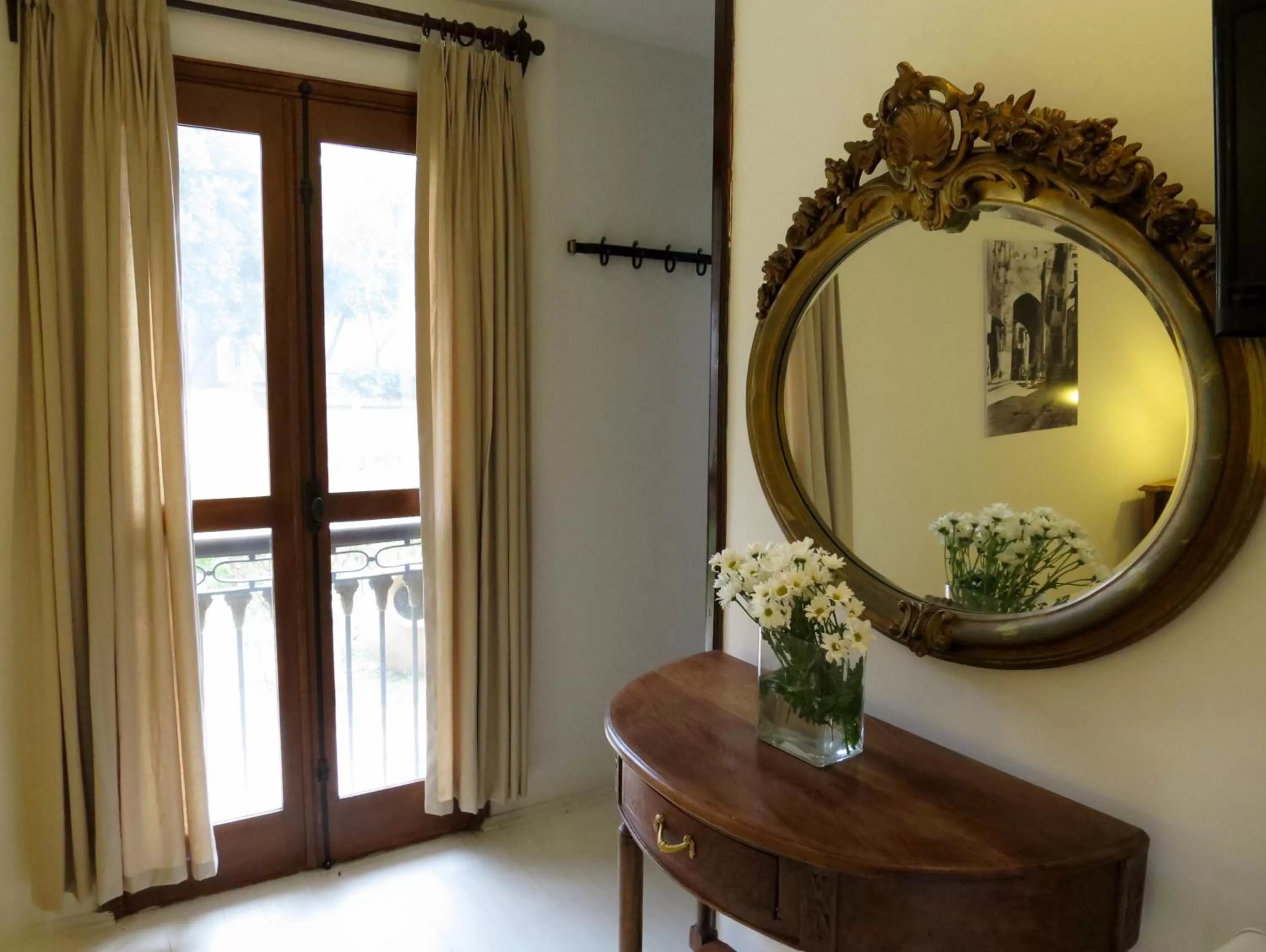 Decorative detail in Hotel Kalehan