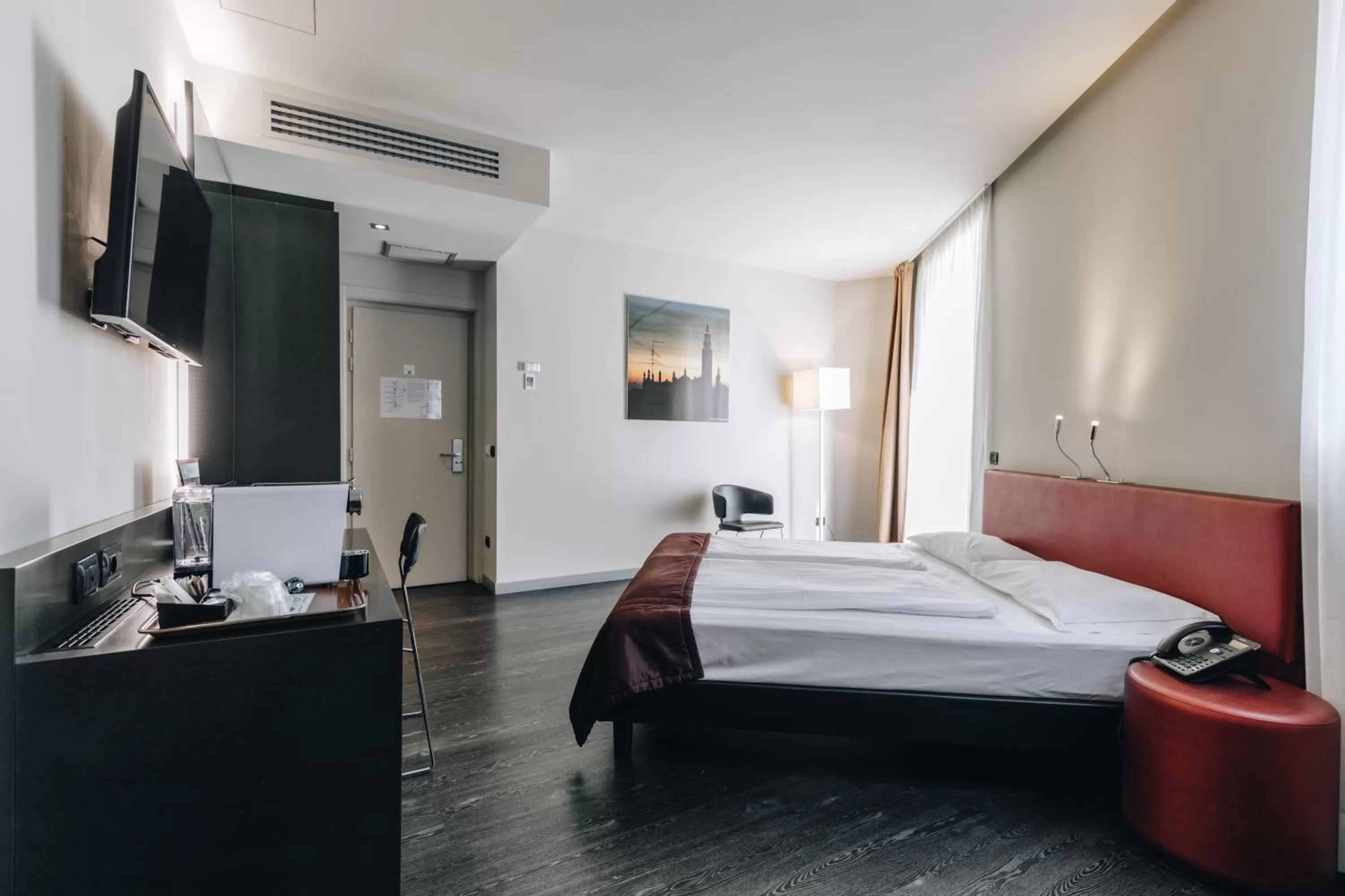 Bed in Hotel Continental