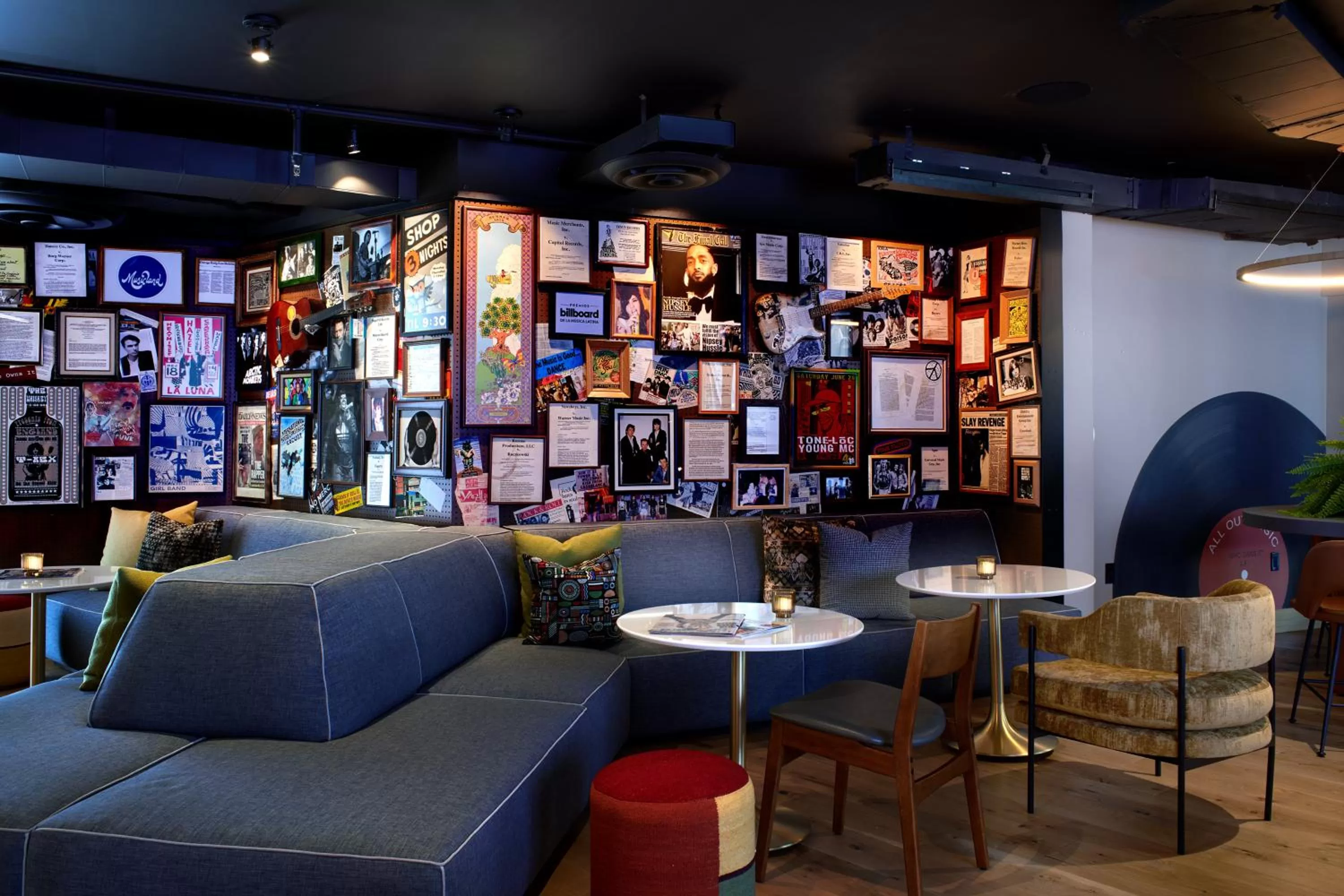 Restaurant/places to eat in Hotel Ziggy On Sunset