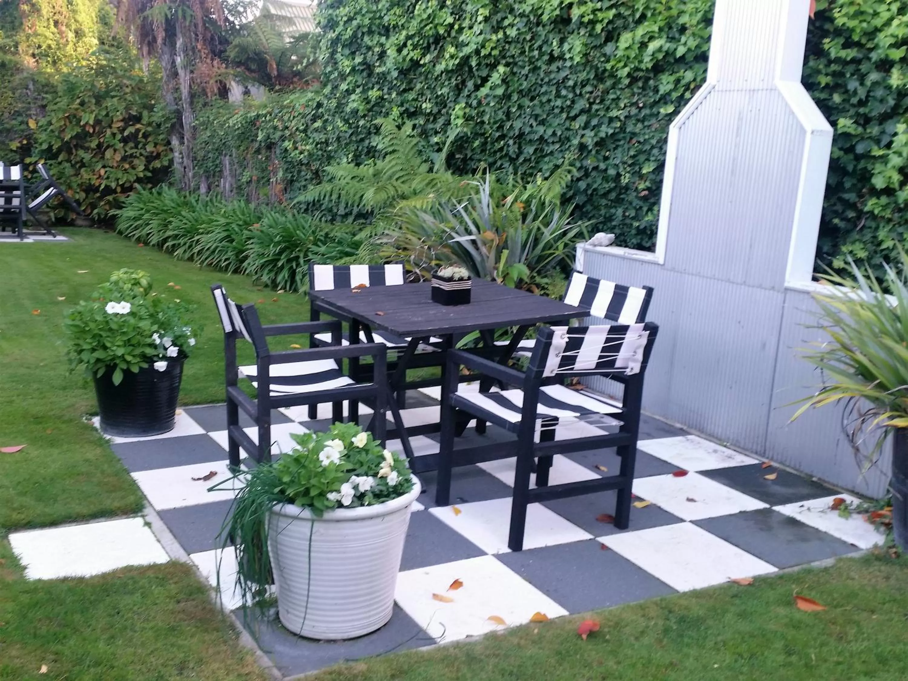 Balcony/Terrace in The Lake Motel