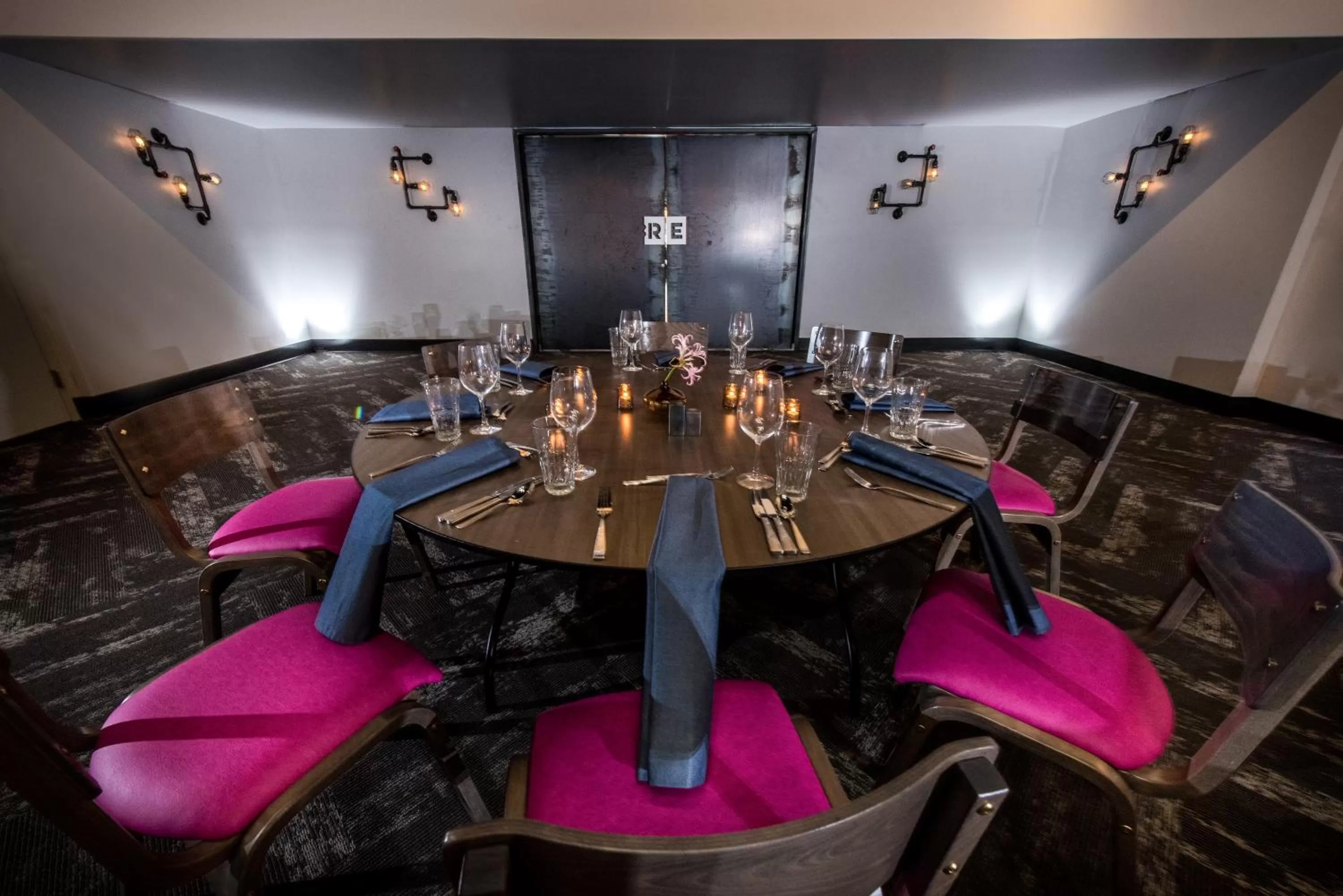 Meeting/conference room in Found Re Phoenix