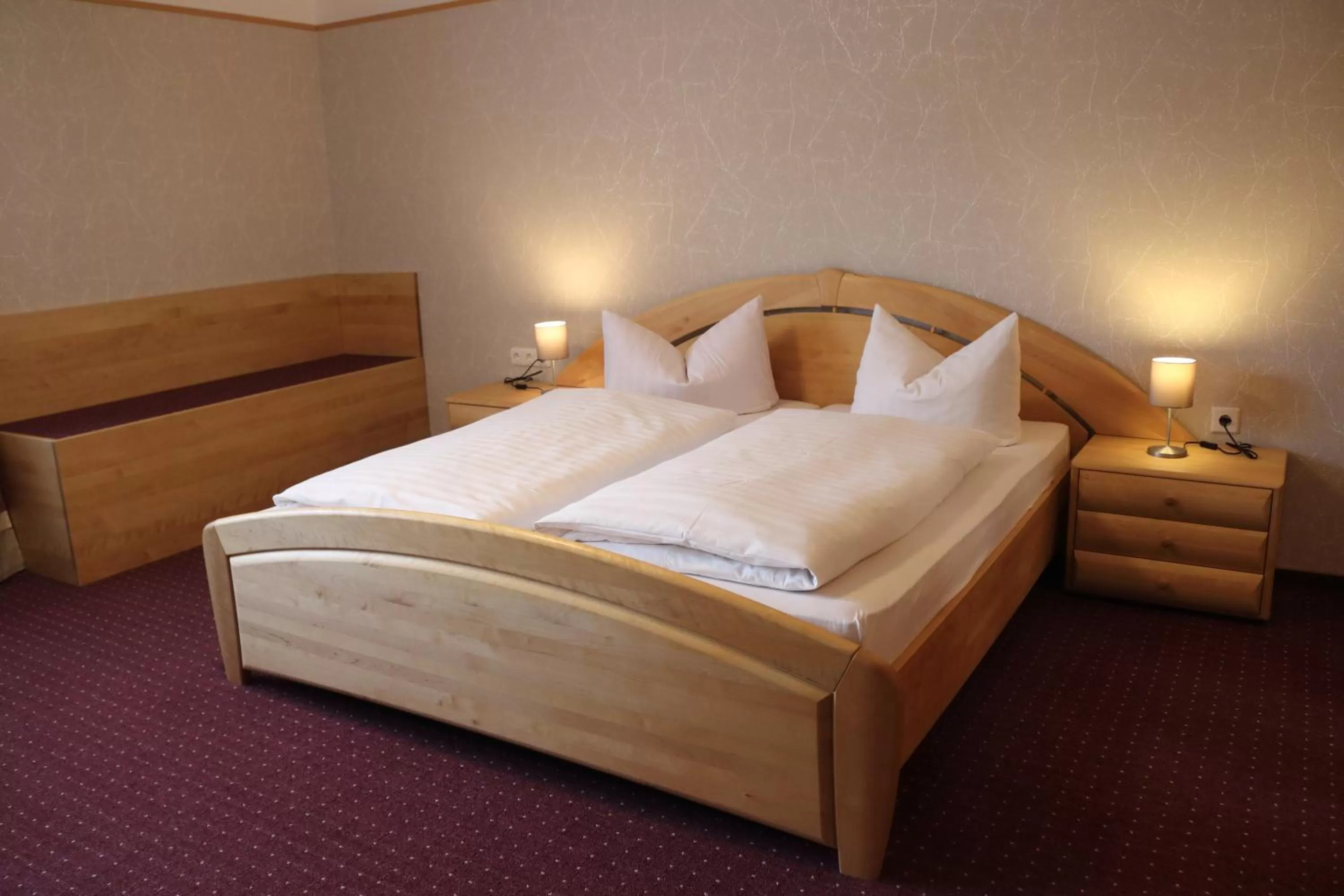 Photo of the whole room, Bed in Hotel-Restaurant Johanneshof