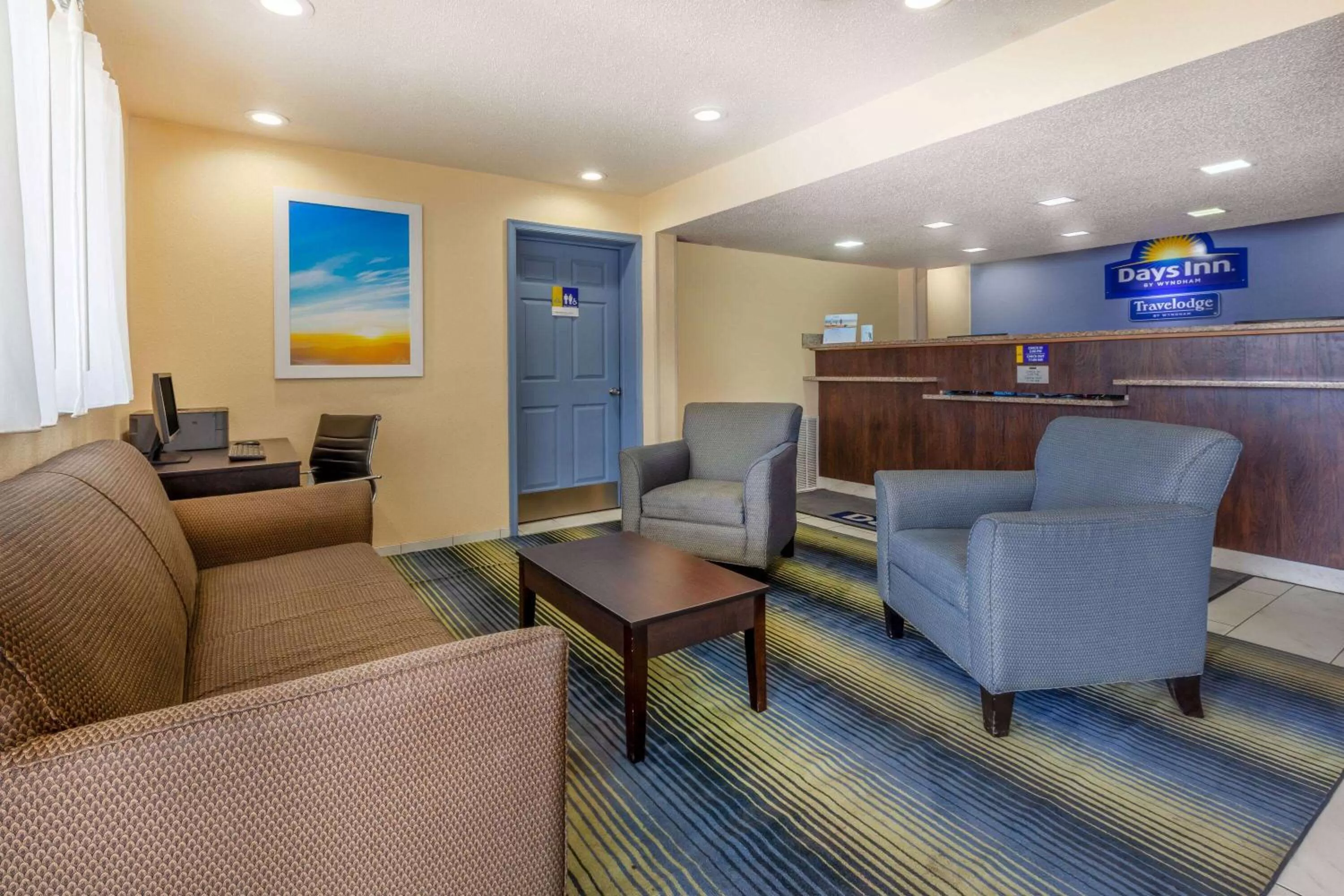 Lobby or reception in Days Inn by Wyndham Charles Town