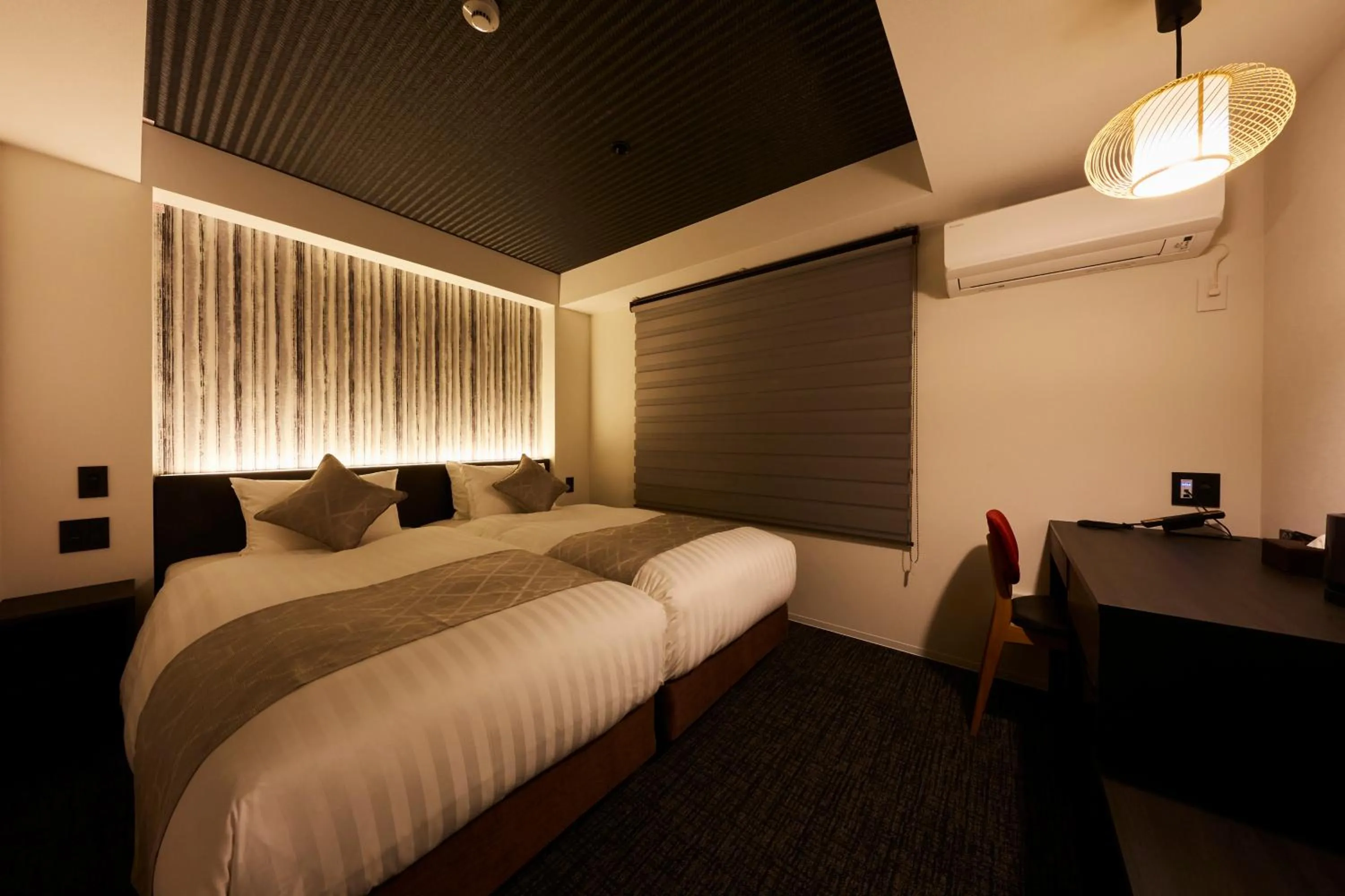 Bedroom, Bed in Rinn Kamiebisu