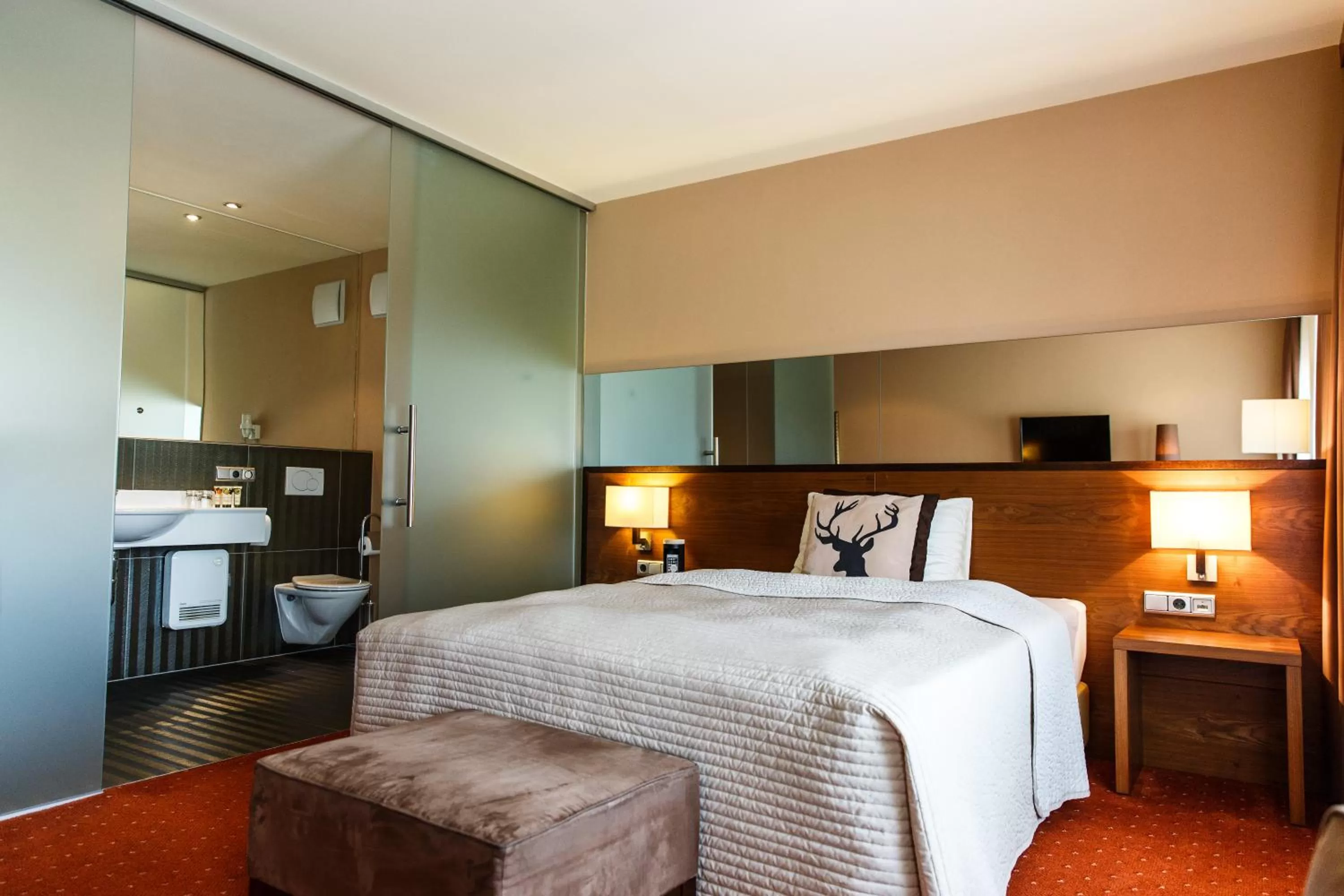 Bed in Hotel Salzburg