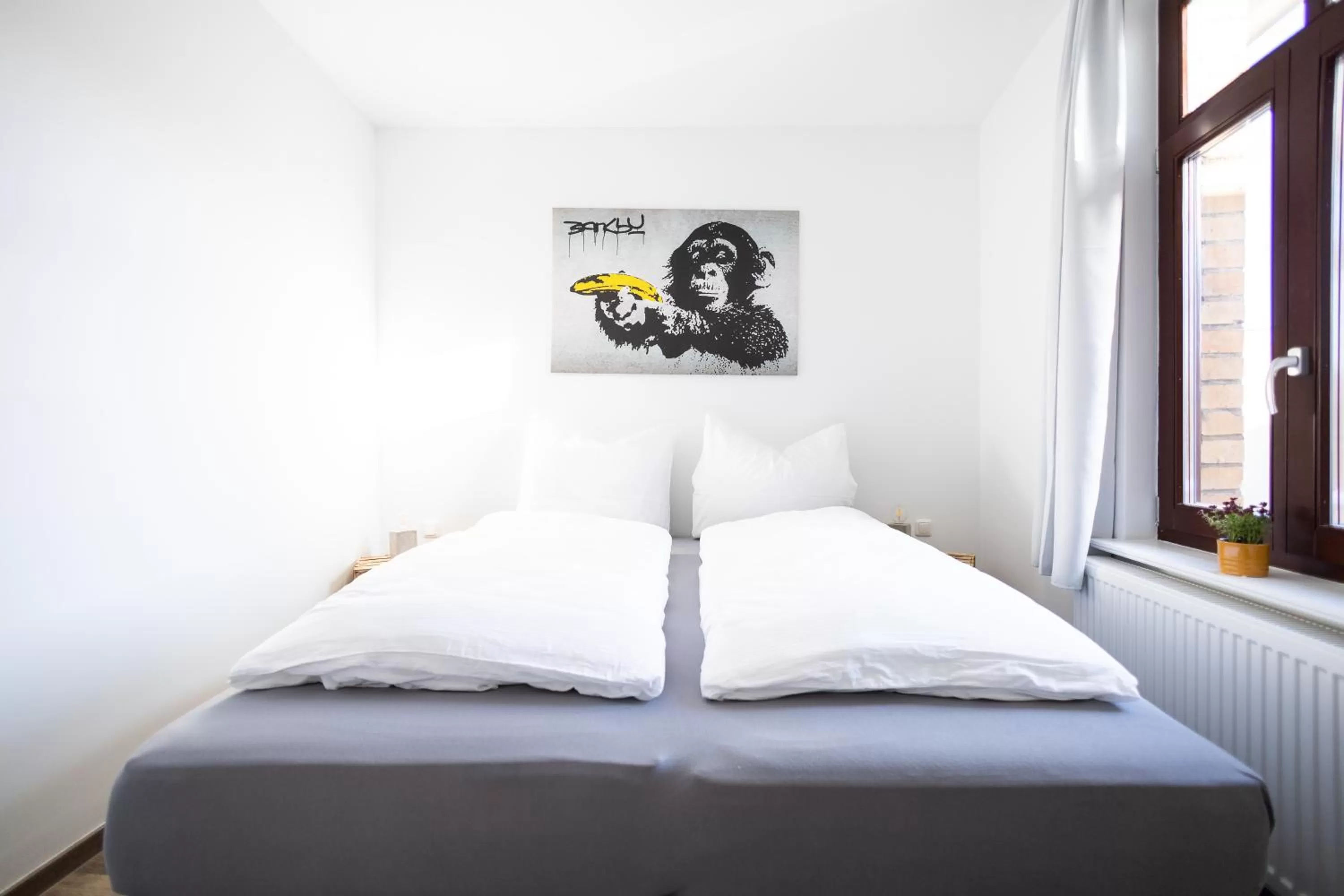 Bed in Apartments am Neuen Theater - Altstadt - Zentral - Küche - Wifi - Powered by Ko-Living