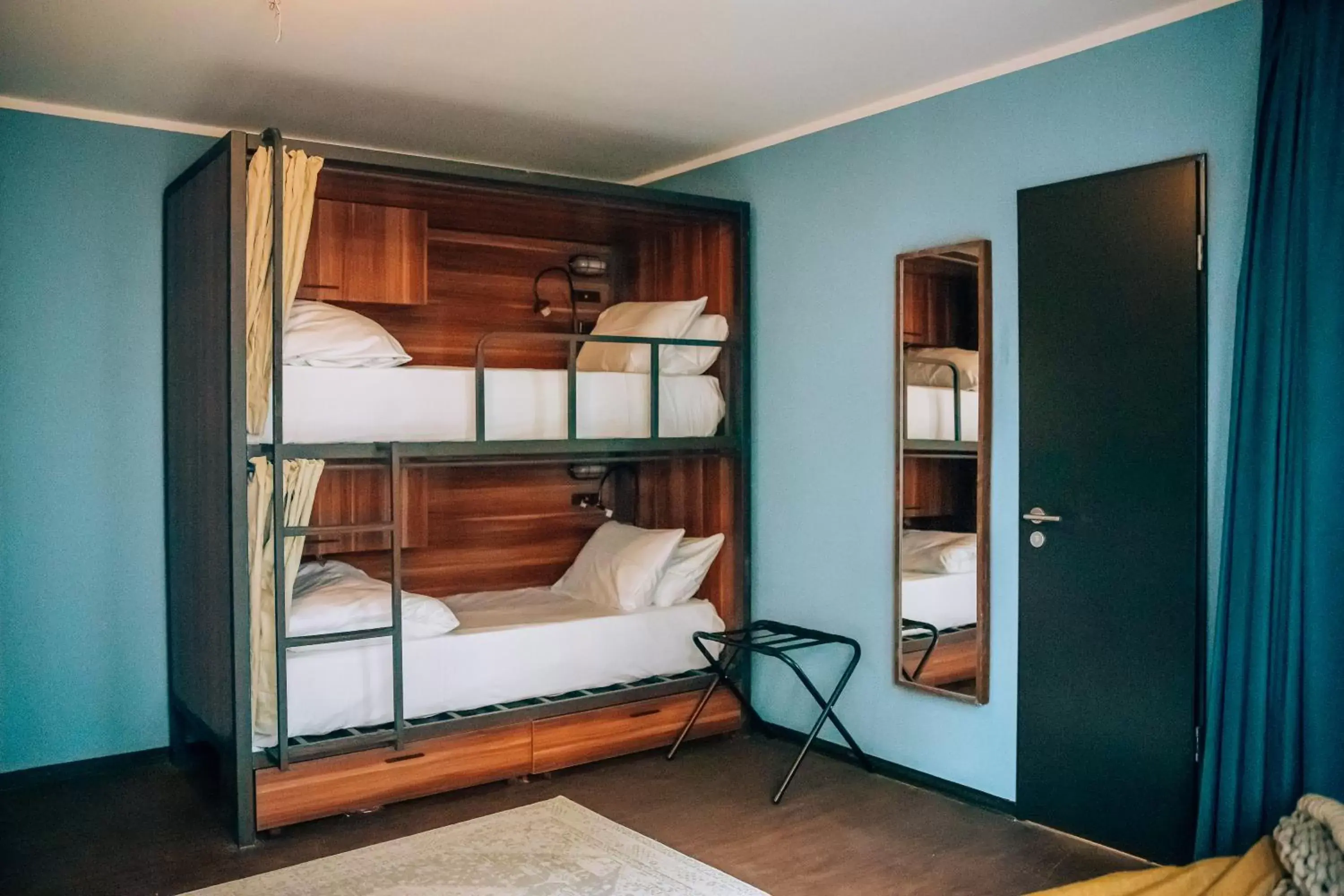 Bed in 6-Bed Dormitory Room in Numa Berlin Torstrasse Bed in 6-Bed Dormitory Room in Numa Berlin Torstrasse