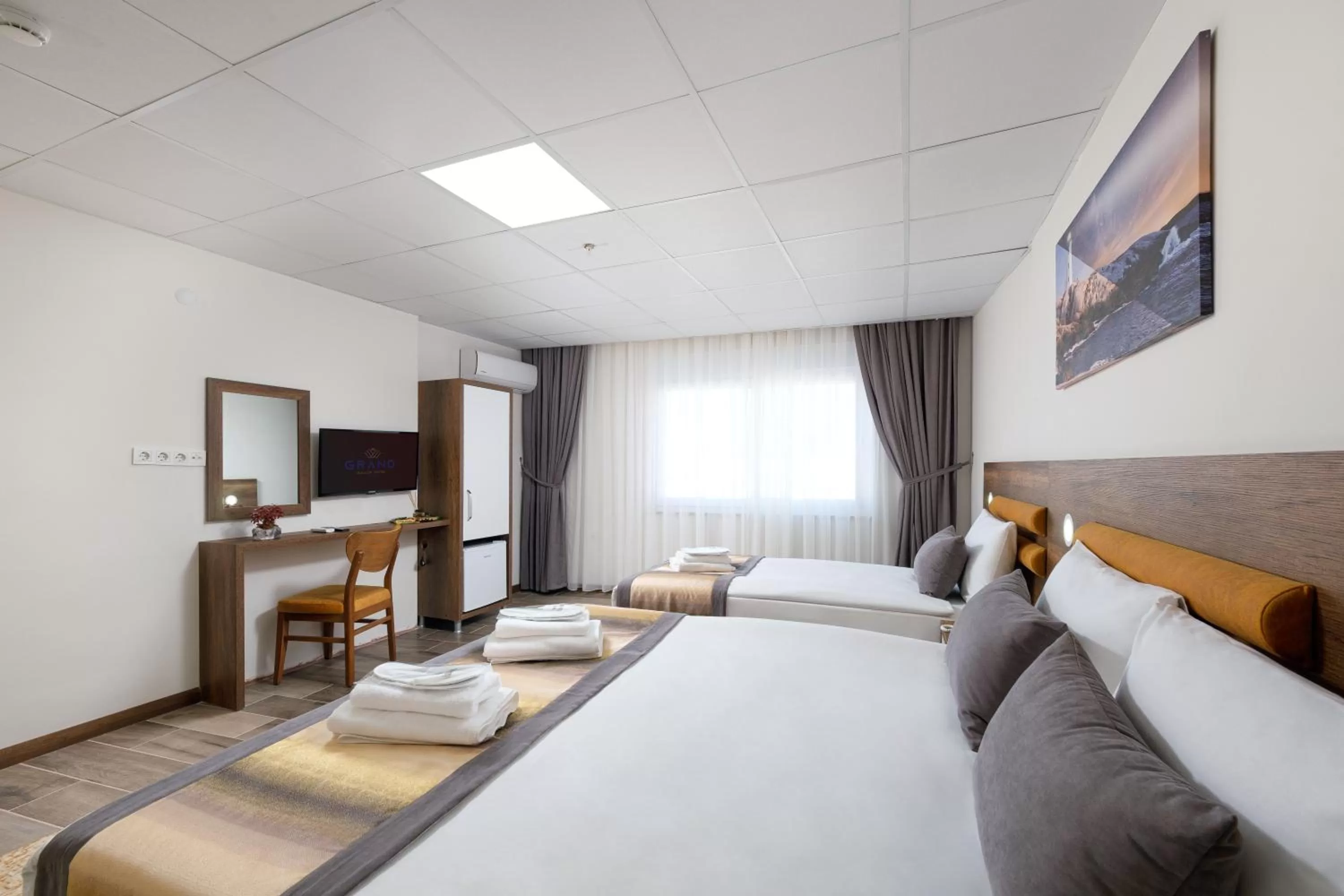 Photo of the whole room, Bed in Grand Gulluk Hotel City Center Antalya