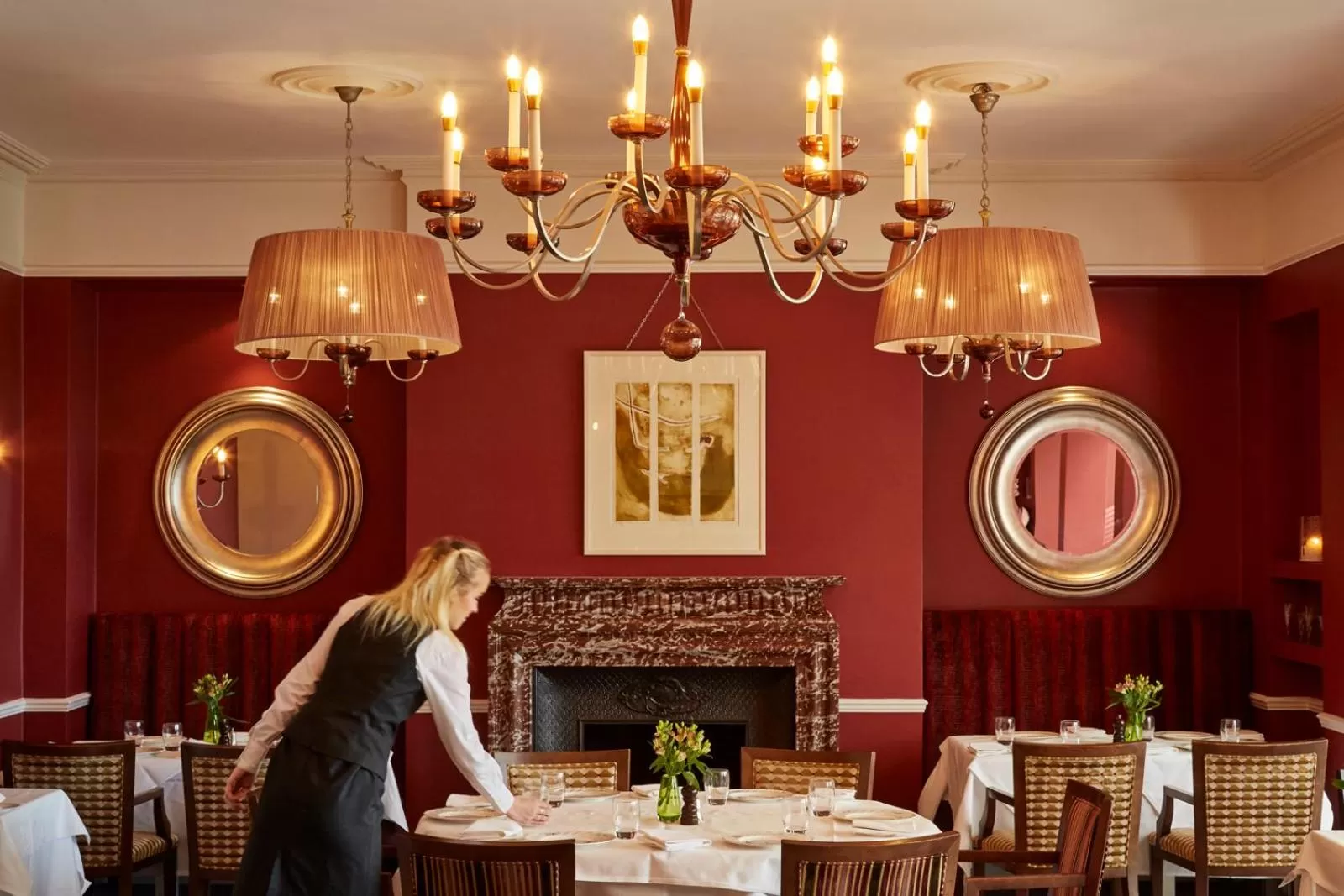 Restaurant/places to eat in Ockenden Manor Hotel & Spa