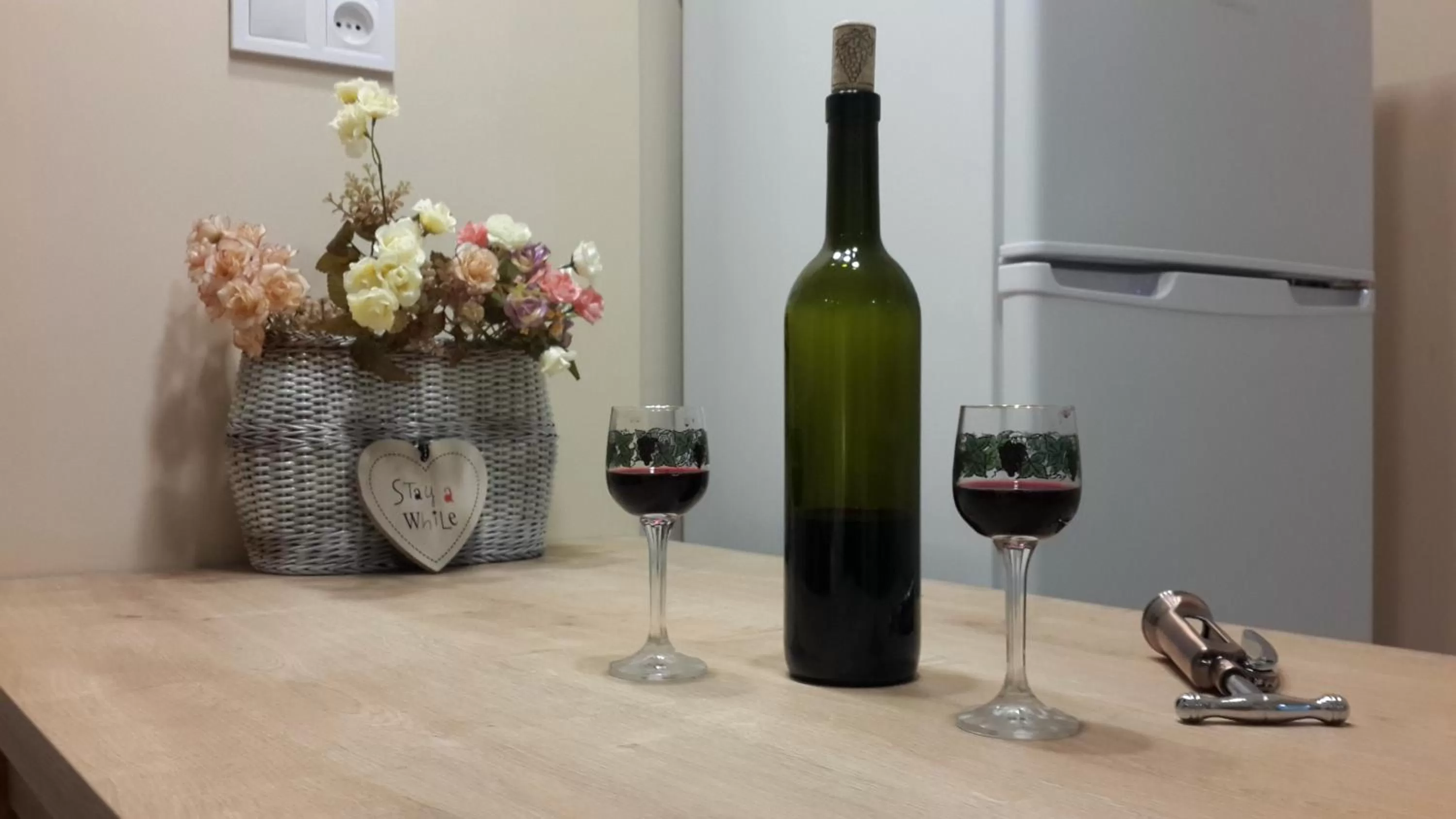 Coffee/tea facilities in Happy Stay Hotel