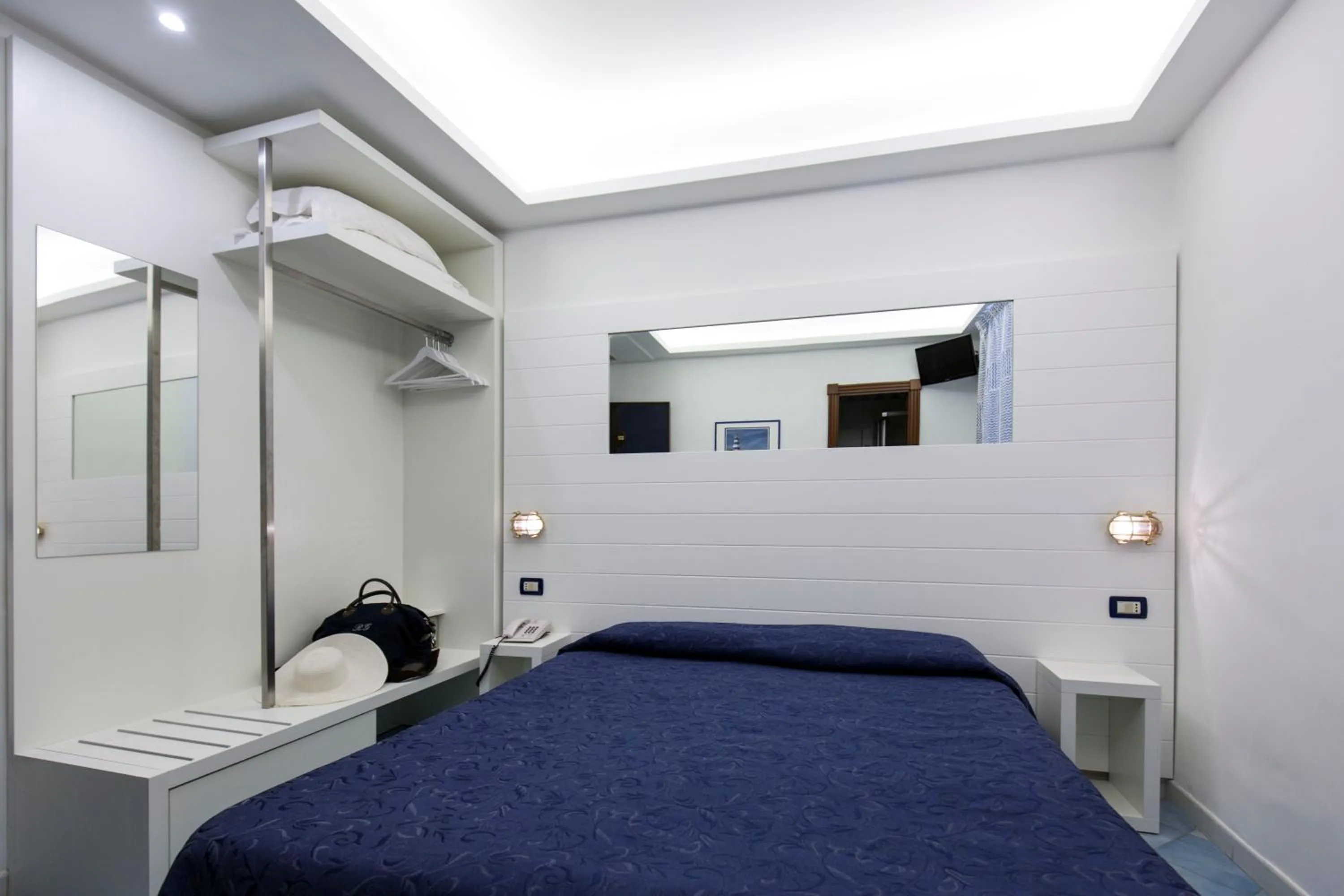 Bed in Hotel Il Faro