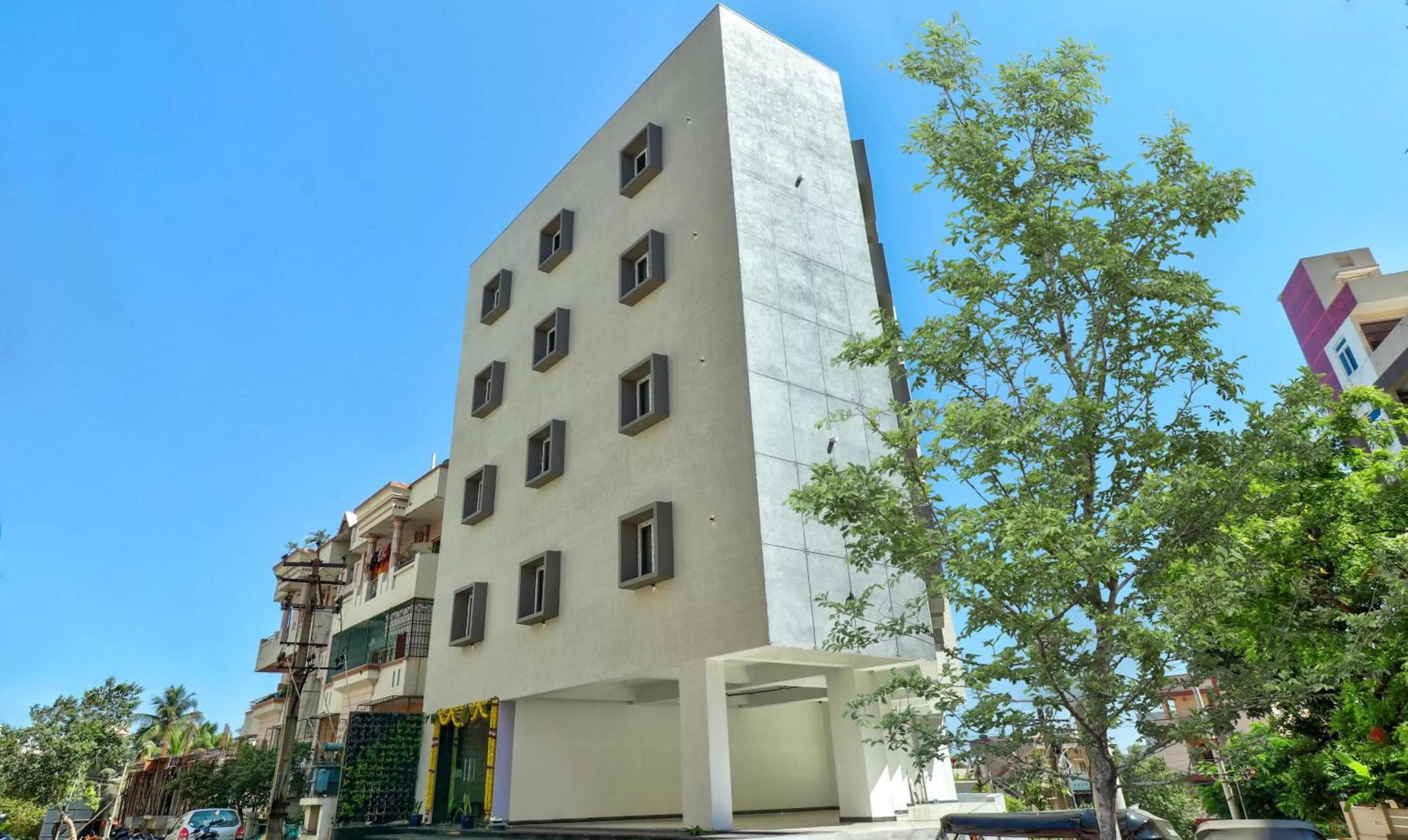 Property building in Treebo Sriz Cozy Seethamadhara