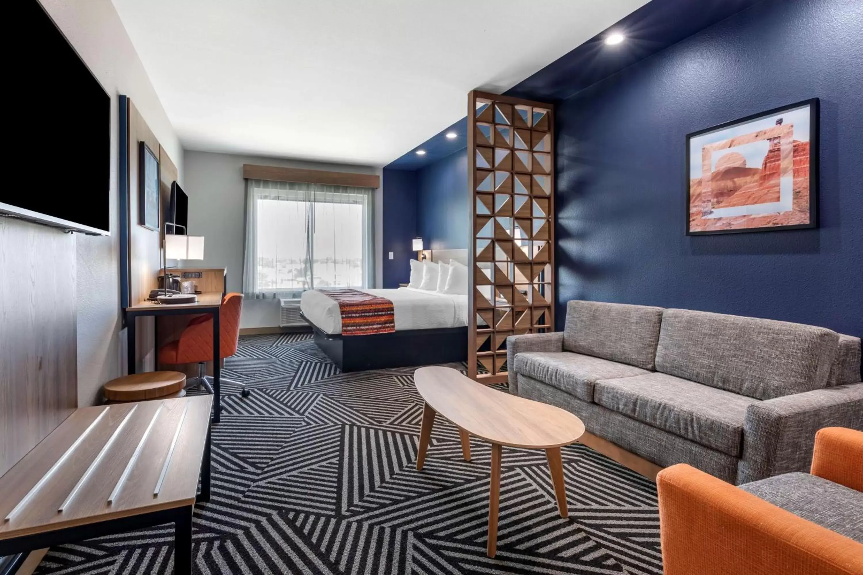 King Suite with Single Sofa Bed in Best Western Plus Amarillo East Hotel King Suite with Single Sofa Bed in Best Western Plus Amarillo East Hotel