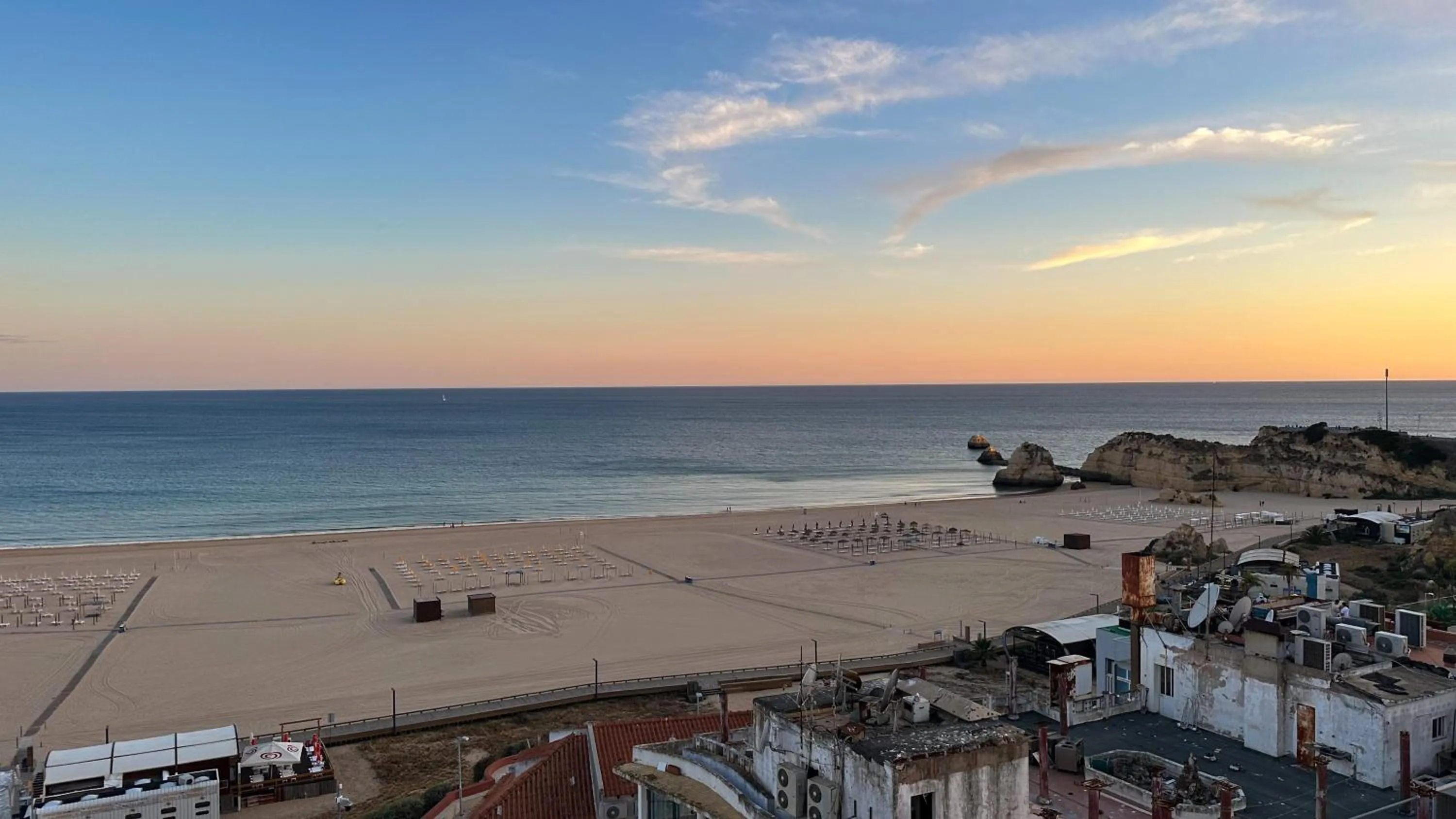 Beach in Hotel Avenida Praia