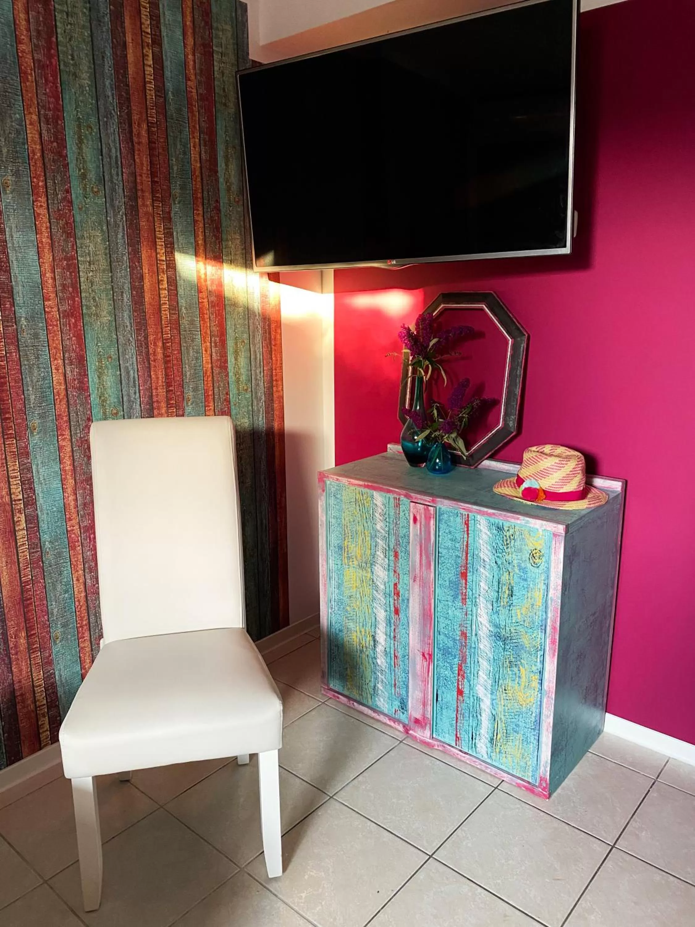 TV and multimedia in Komfort Zone