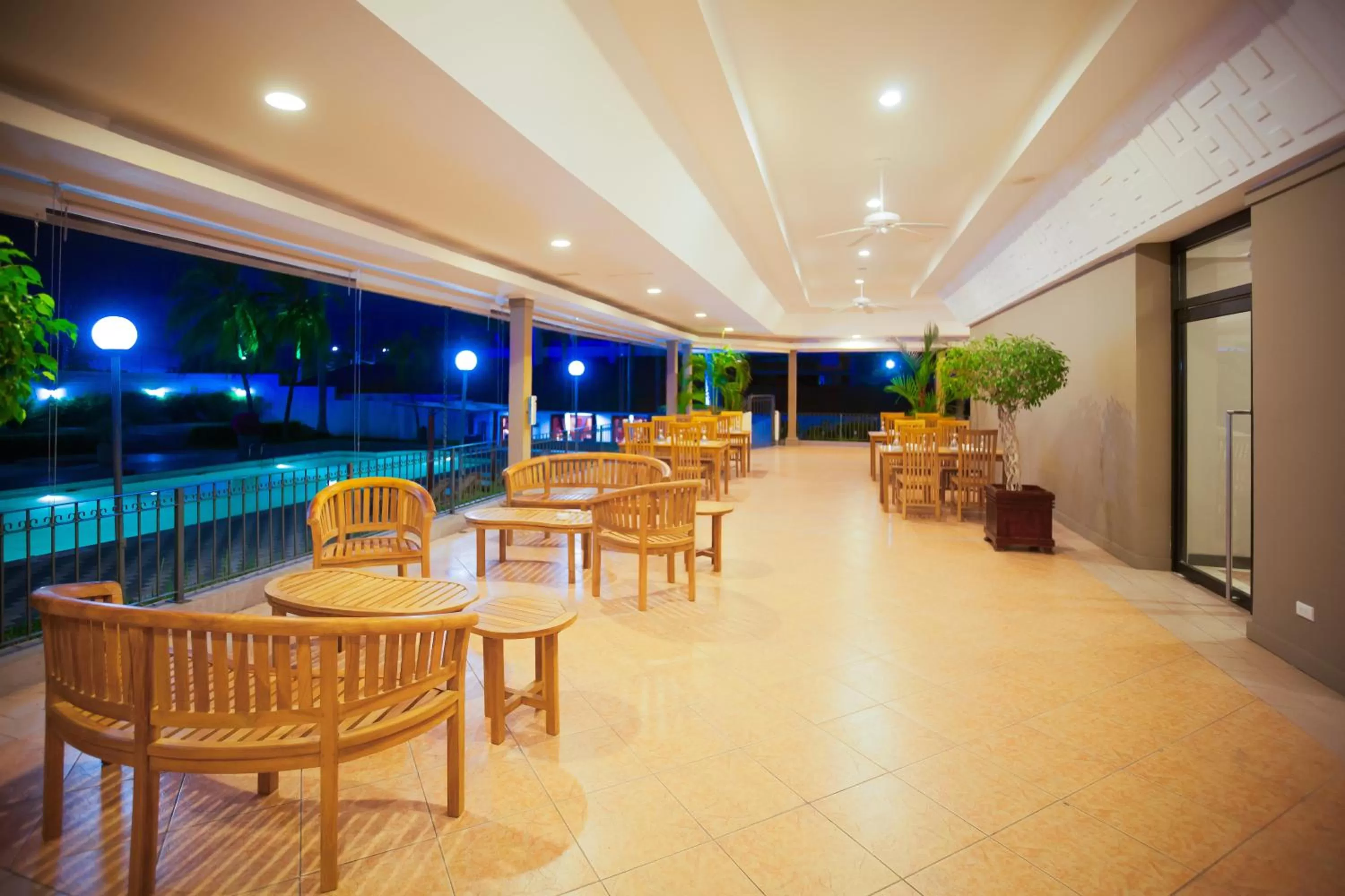 Restaurant/places to eat in Crowne Plaza Managua by IHG