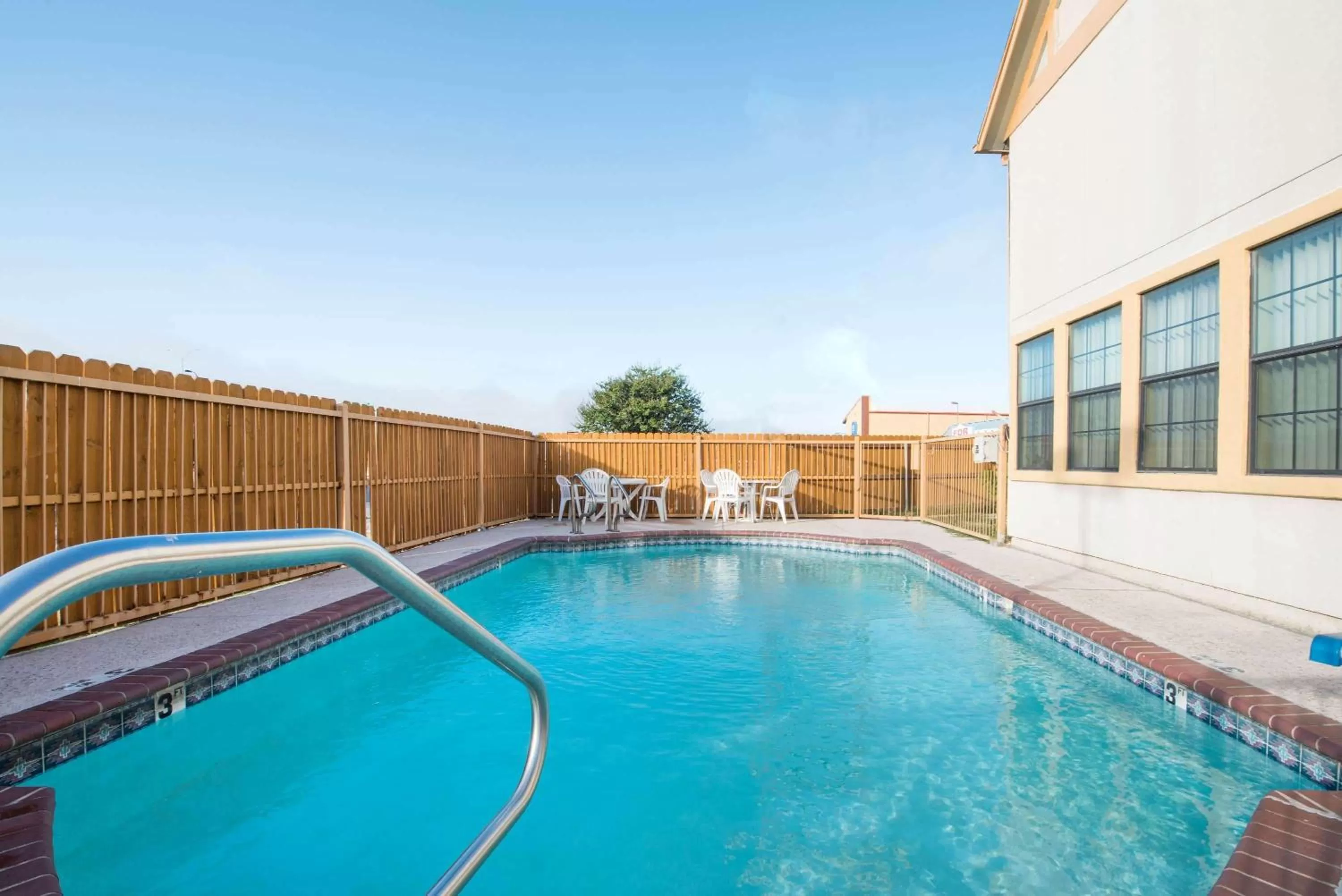 On site in Howard Johnson by Wyndham San Marcos