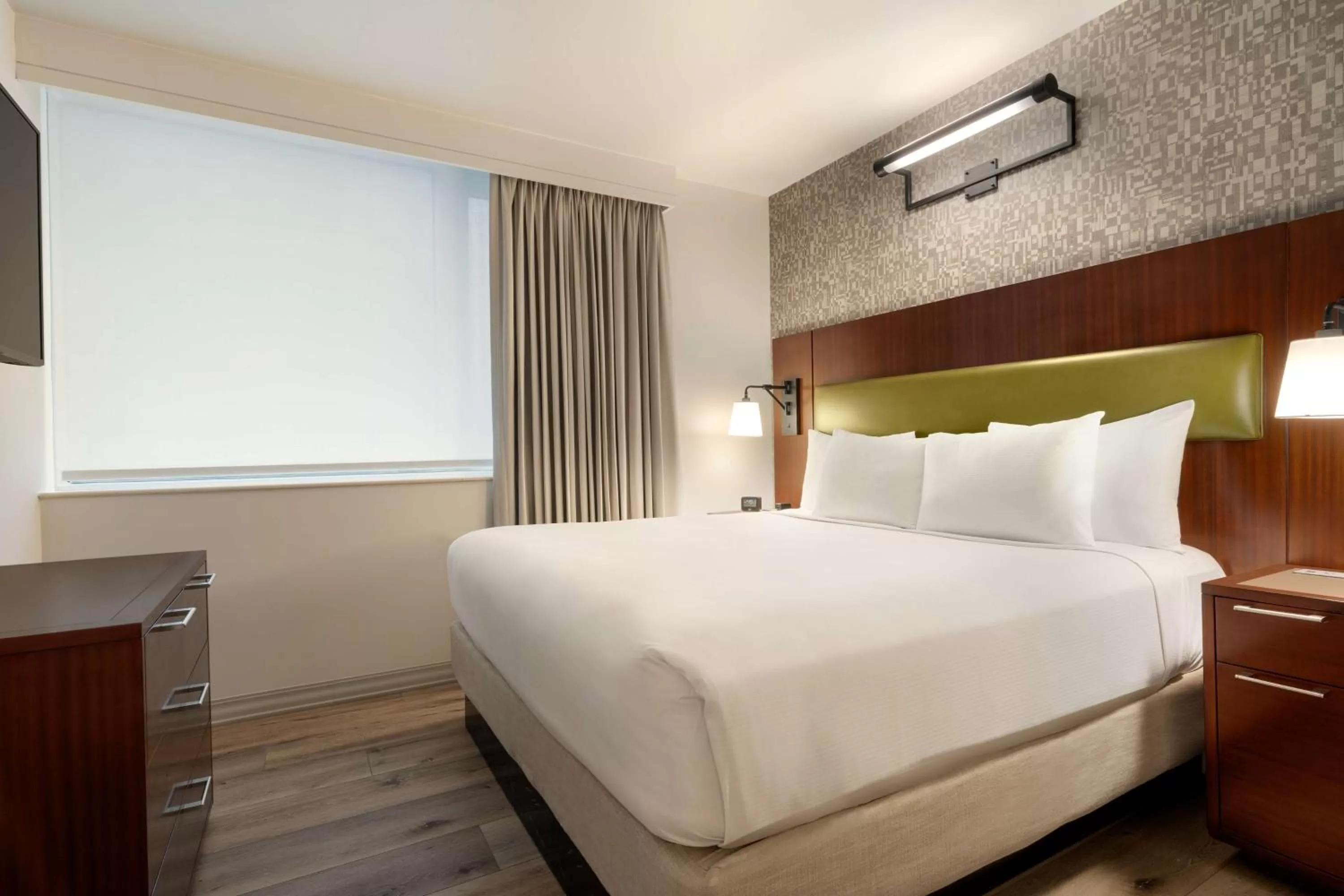 Bed in DoubleTree by Hilton New York Downtown