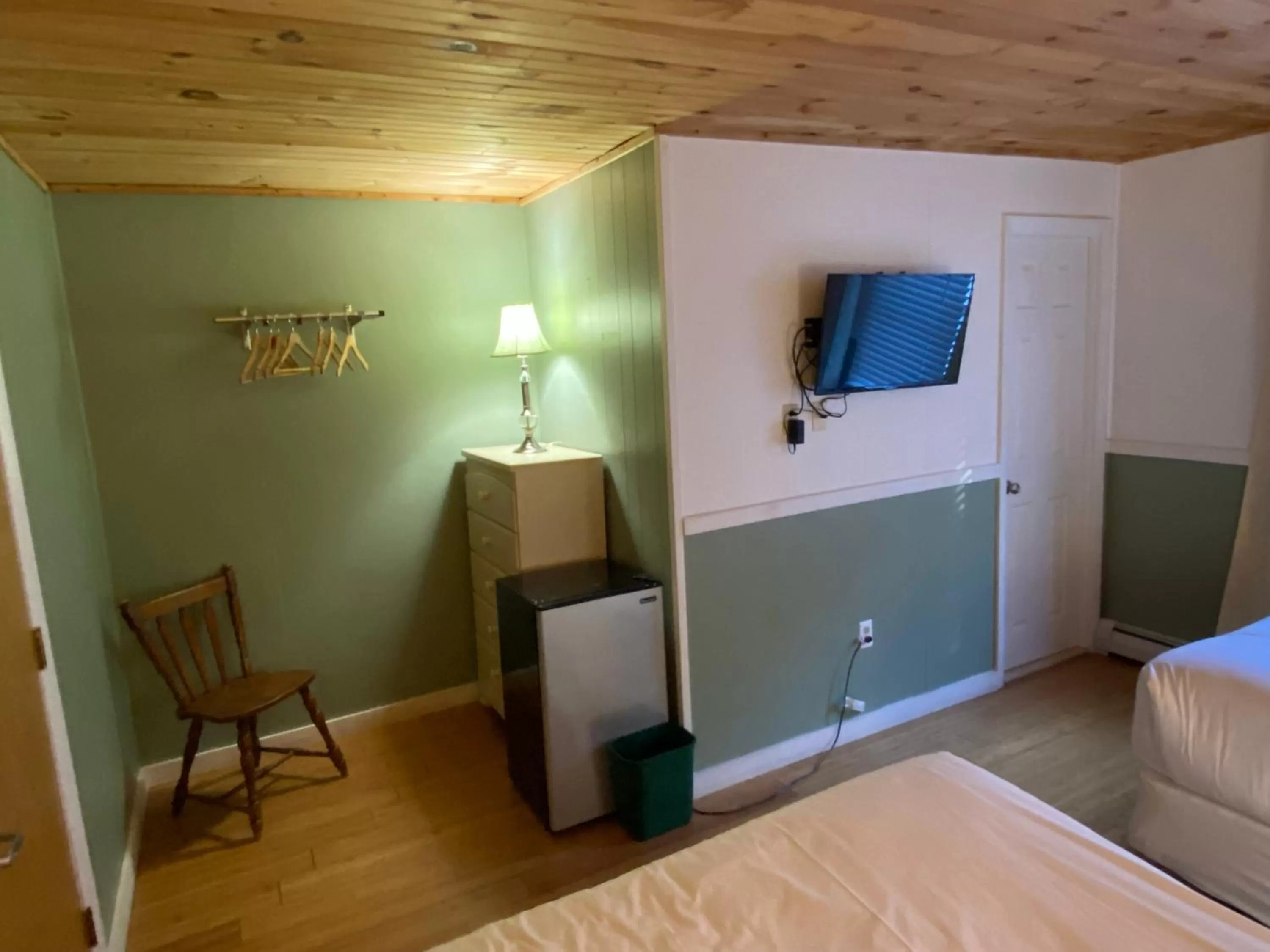 Bed in Bromley View Inn