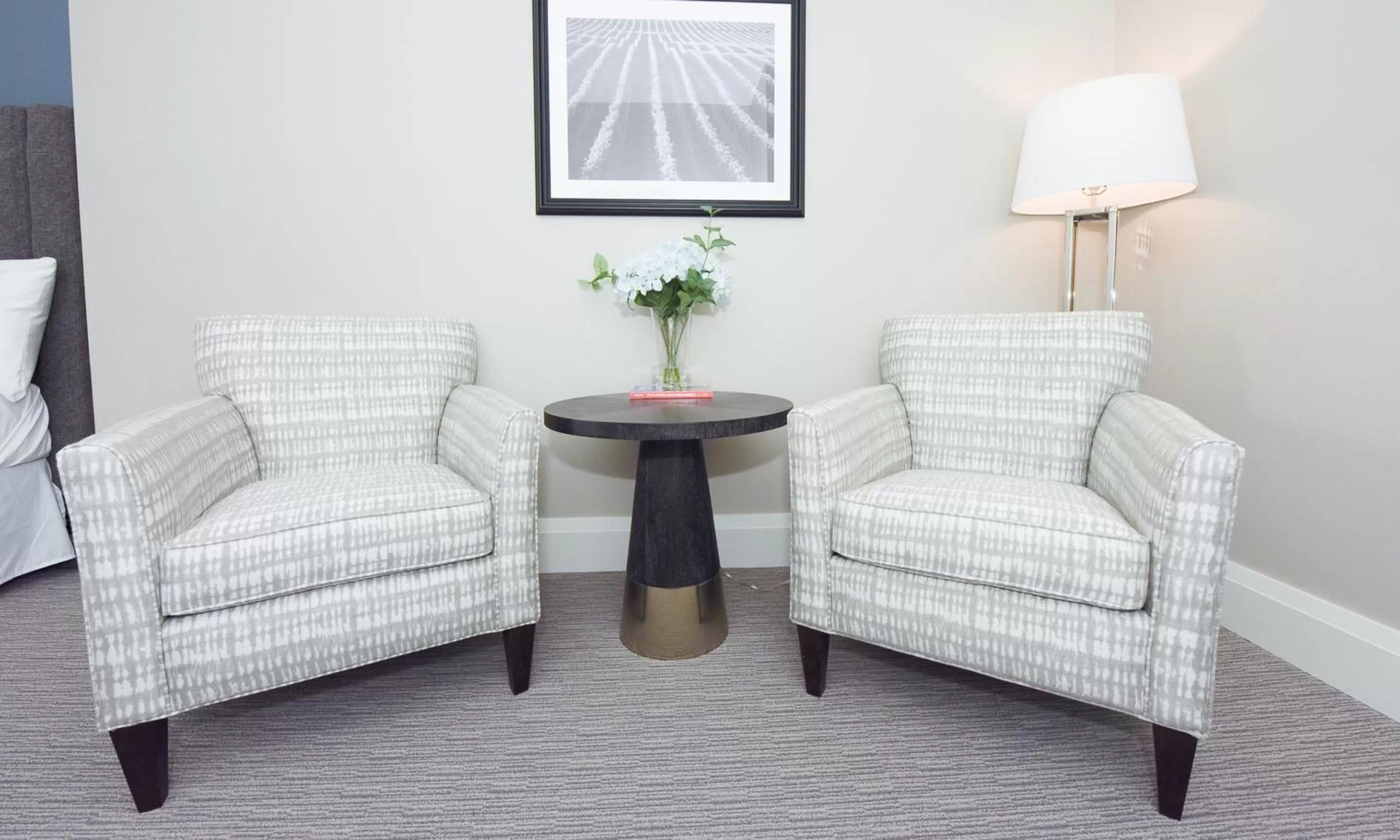 Living room in 124 on Queen Hotel & Spa