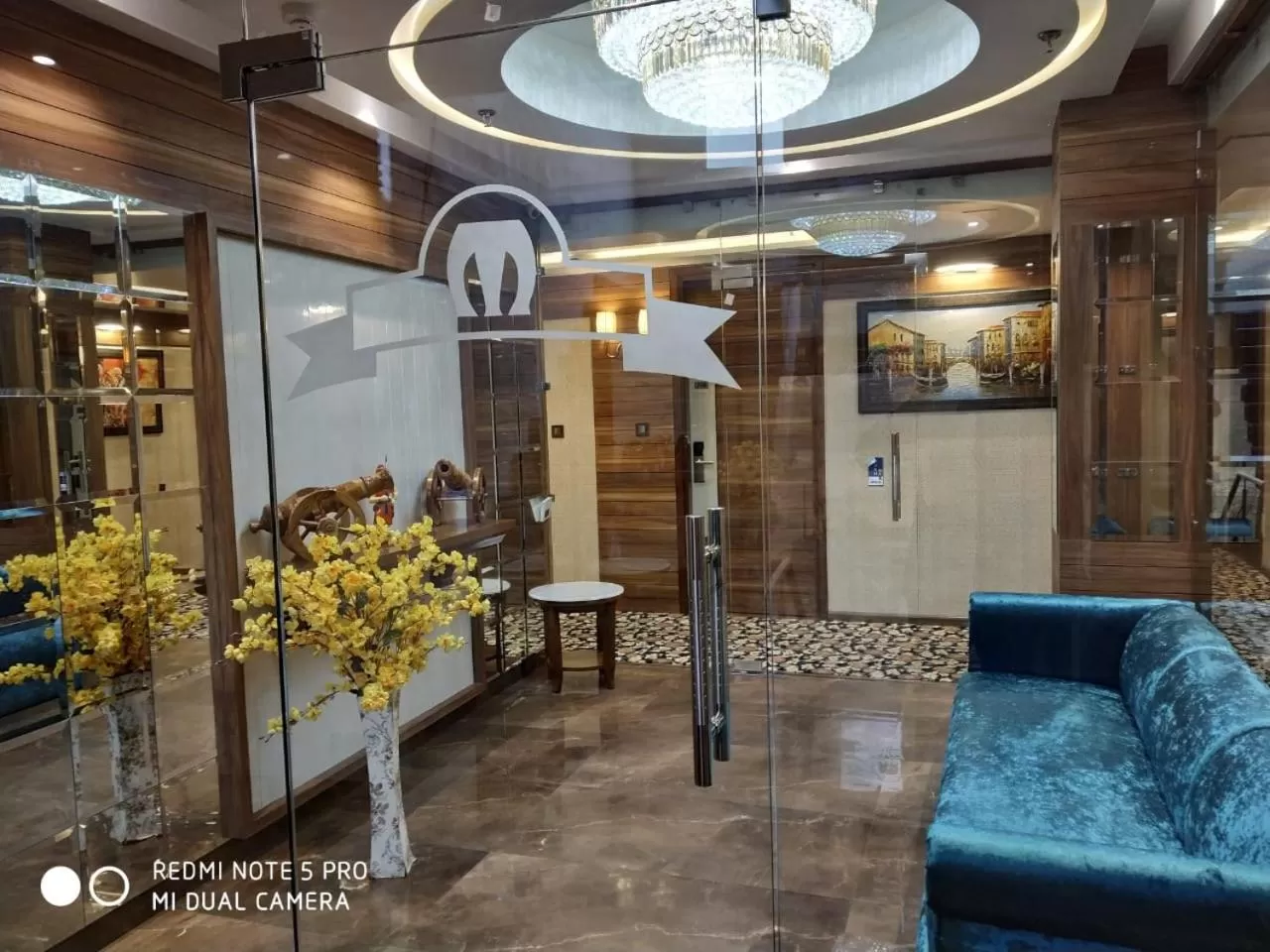 Hotel Makhan Residency