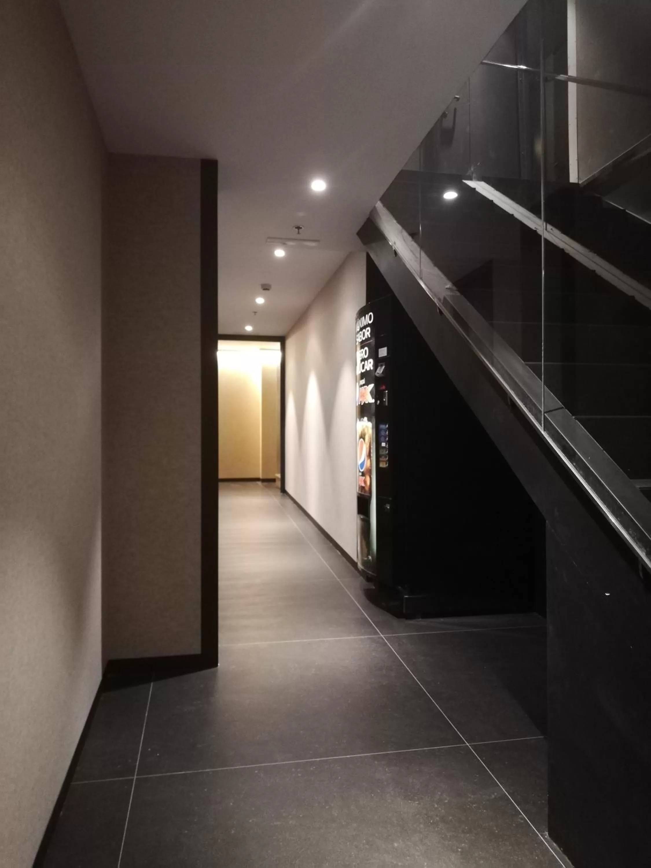 Area and facilities in Ronda House