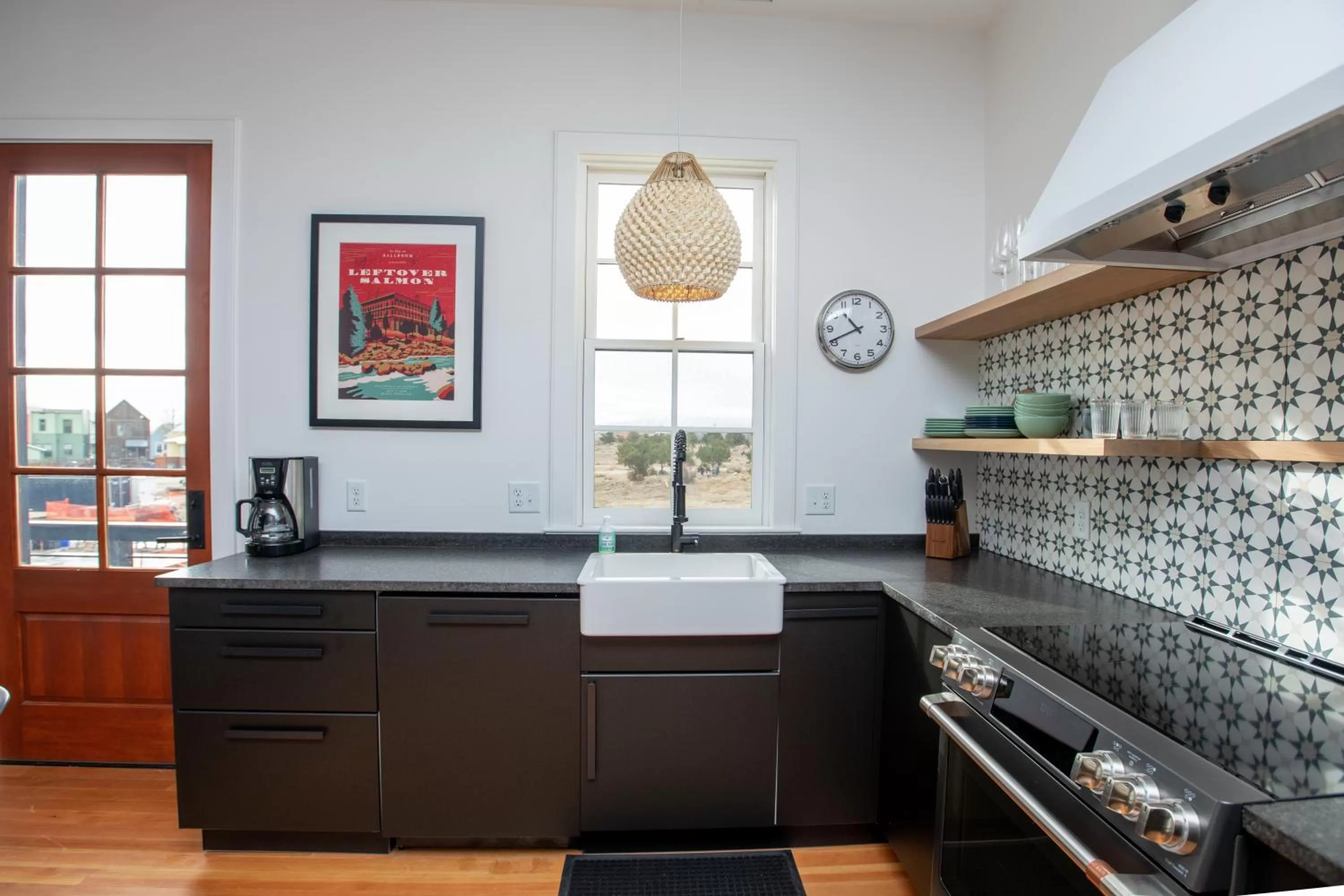 Kitchen or kitchenette in South Main Residences by Surf Hotel