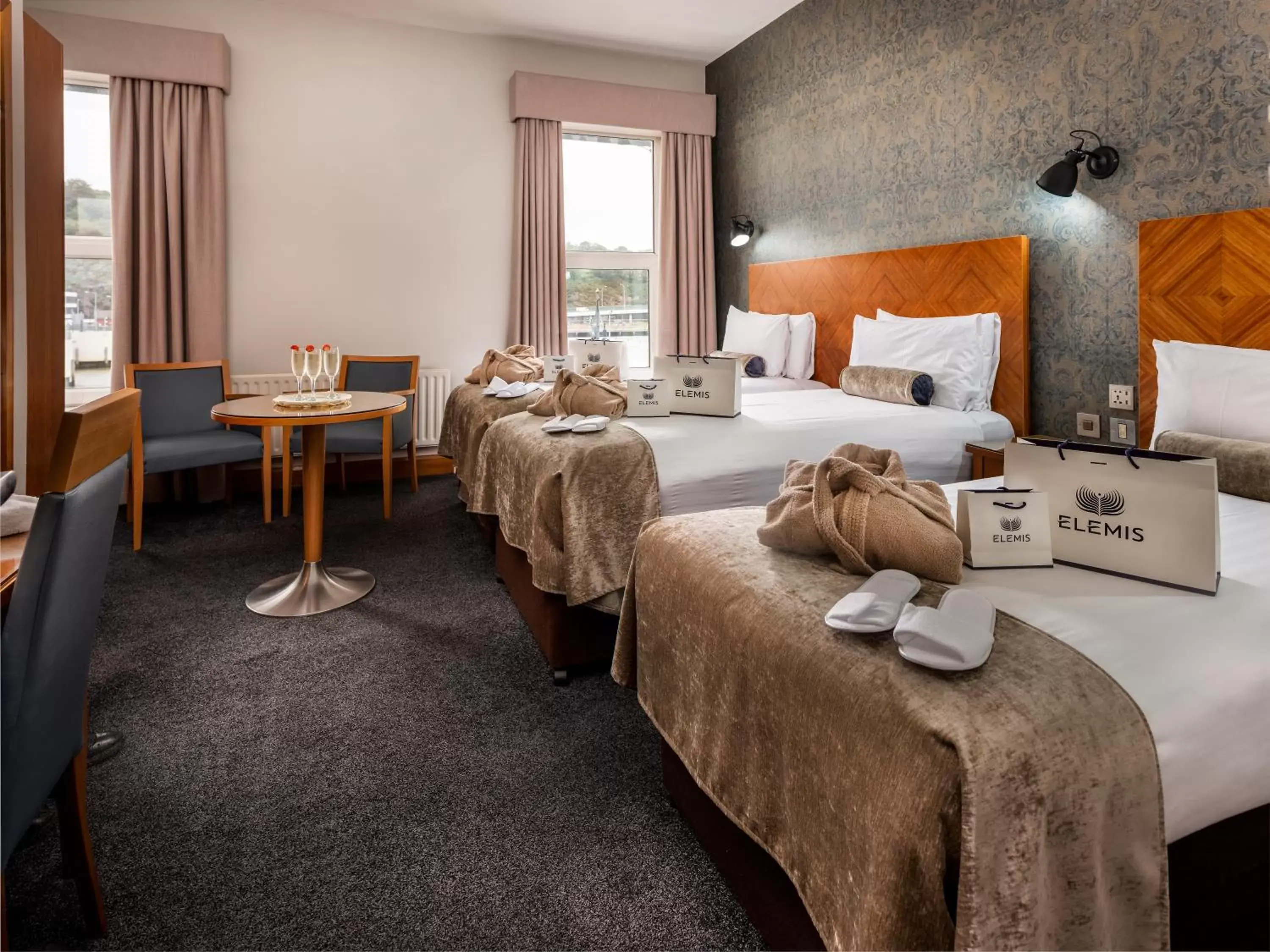 Twin Room in Treacys Hotel & Leisure Centre Waterford Twin Room in Treacys Hotel & Leisure Centre Waterford