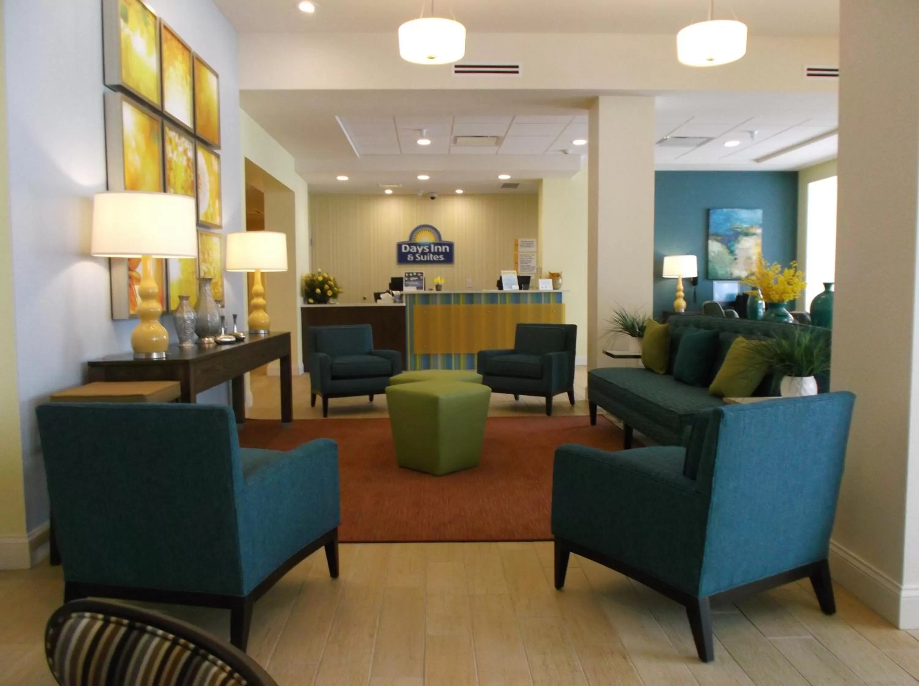 Lobby or reception in Days Inn & Suites by Wyndham Caldwell