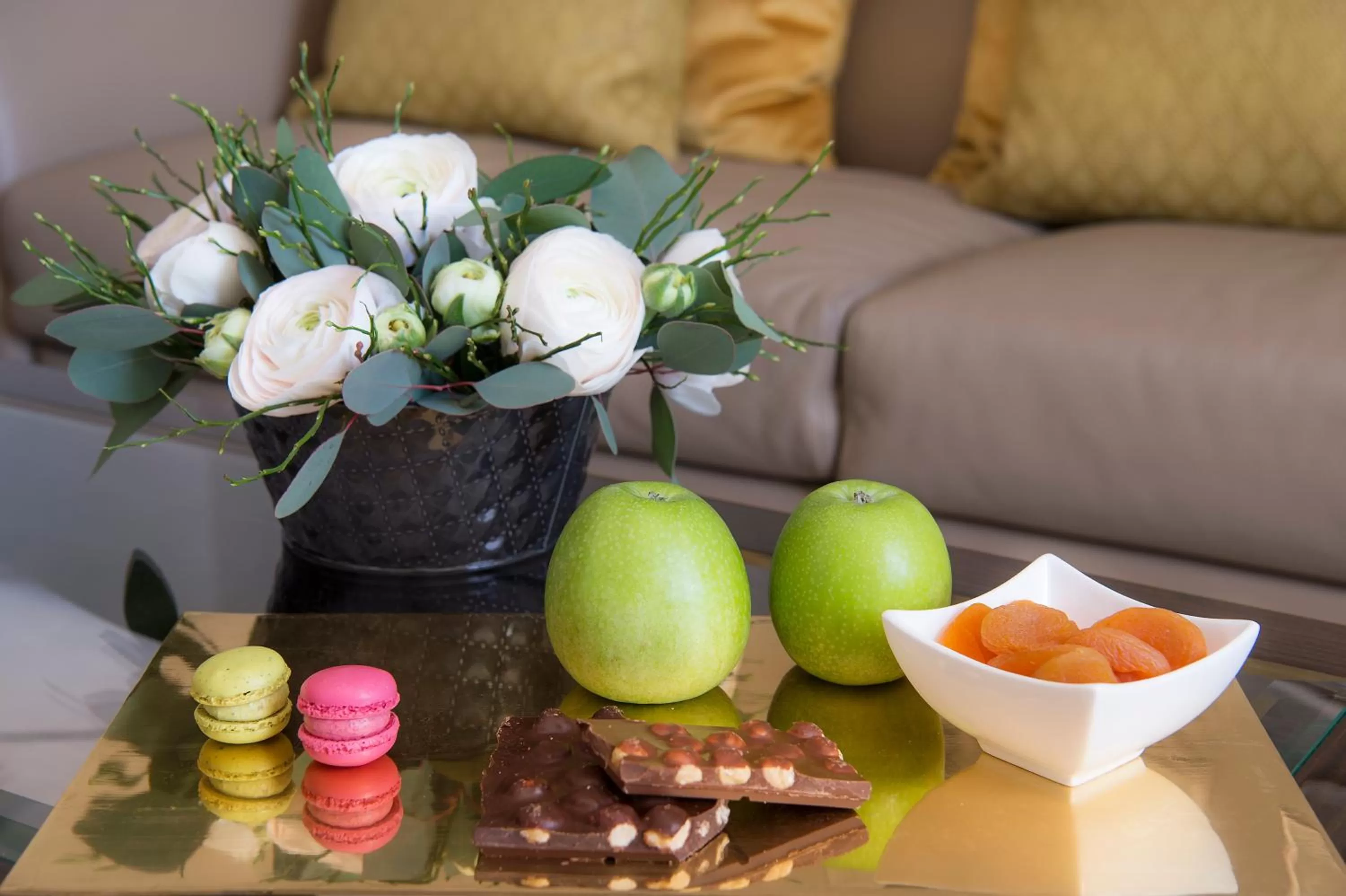 Food and drinks in Storchen Zürich - Lifestyle Boutique Hotel